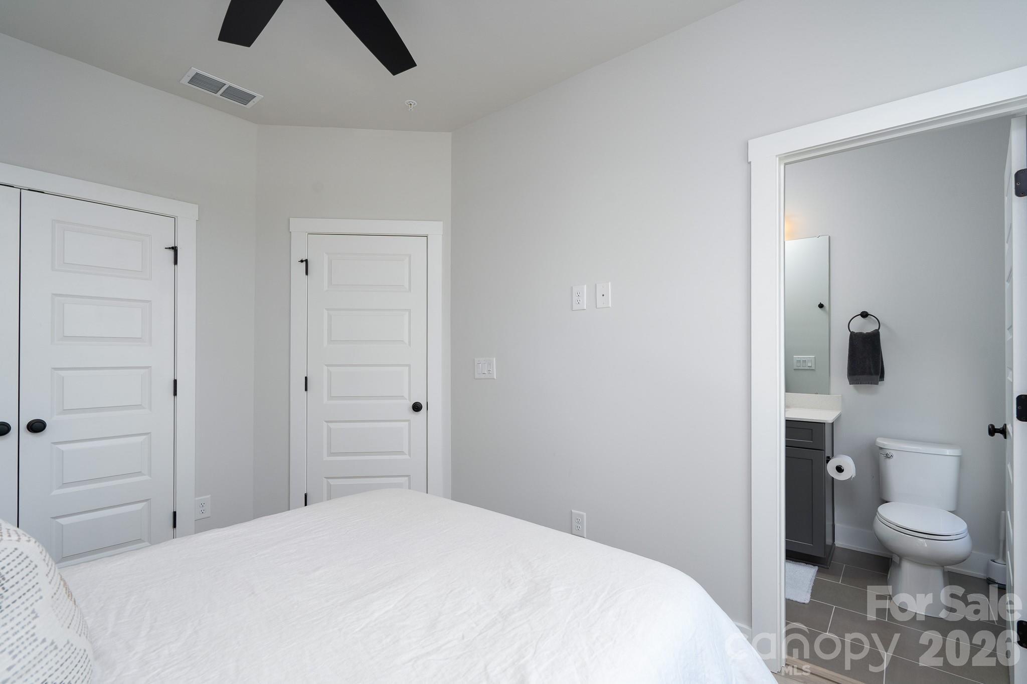 5018 Tiny Lane Property Photo 13