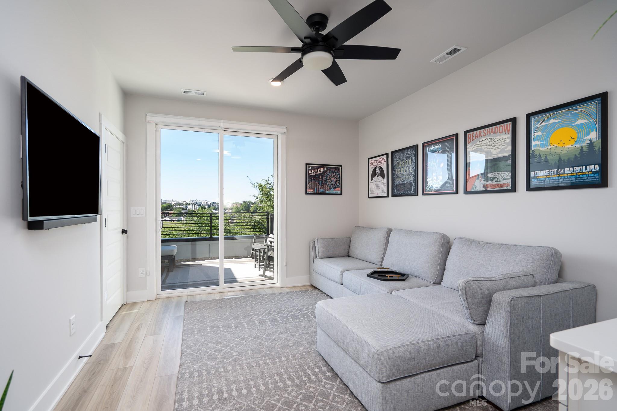 5018 Tiny Lane Property Photo 29