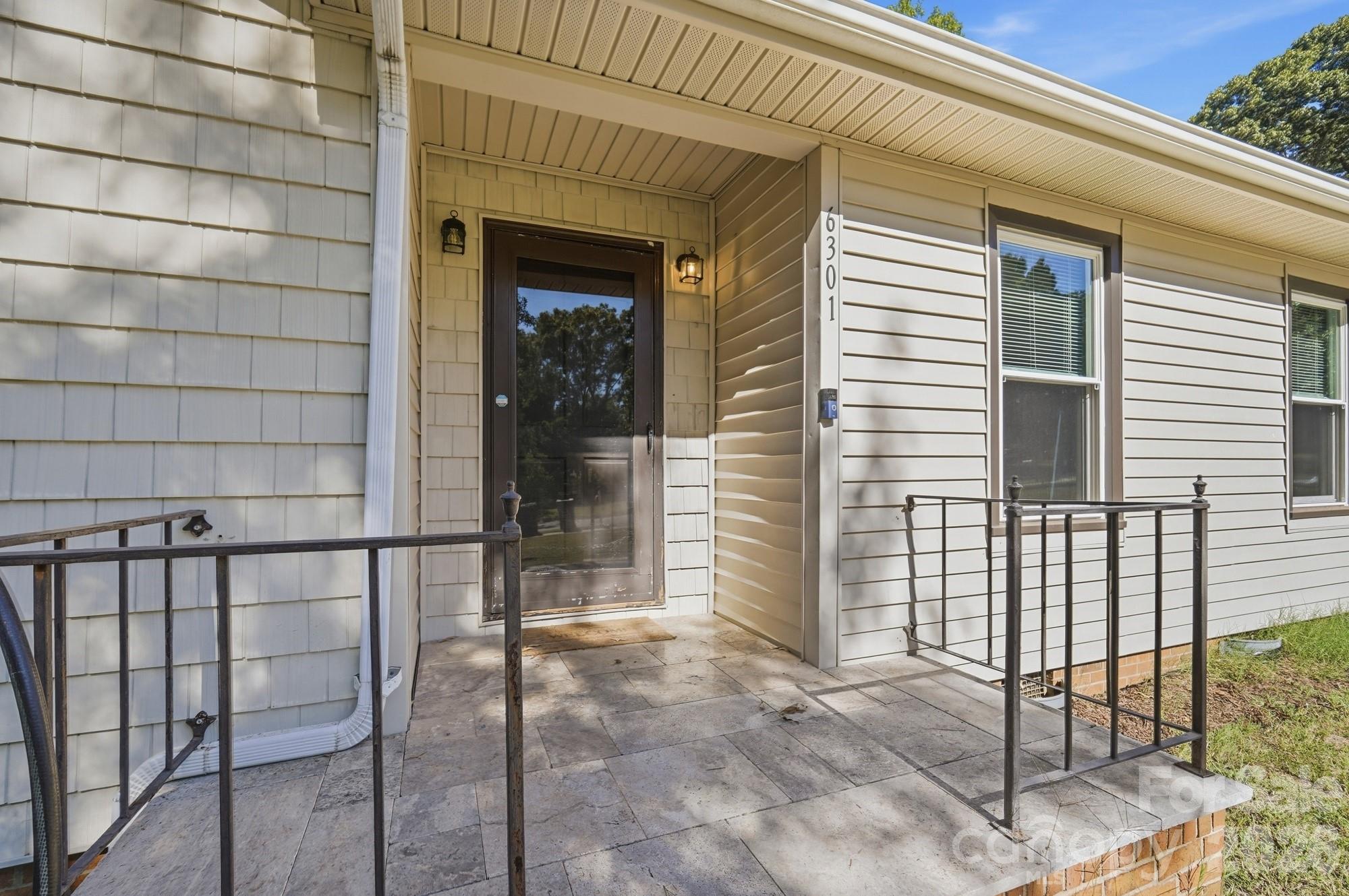6301 Dwightware Boulevard Property Photo 4