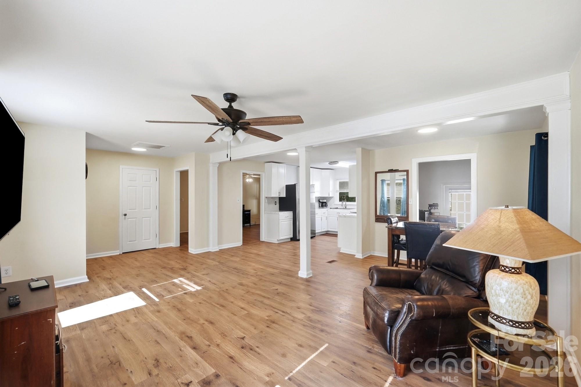 6301 Dwightware Boulevard Property Photo 8