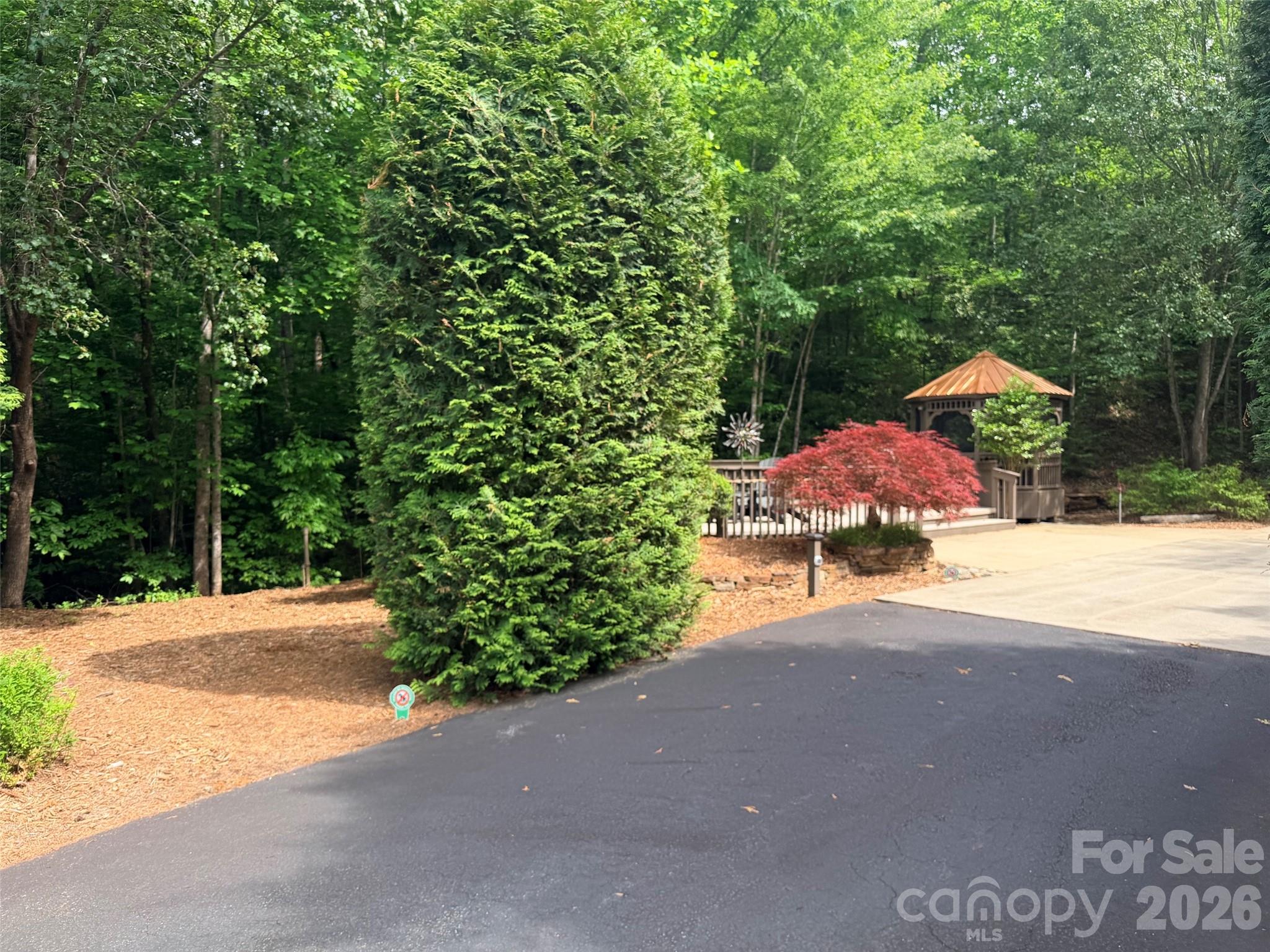 104 Willis Way Property Photo 11