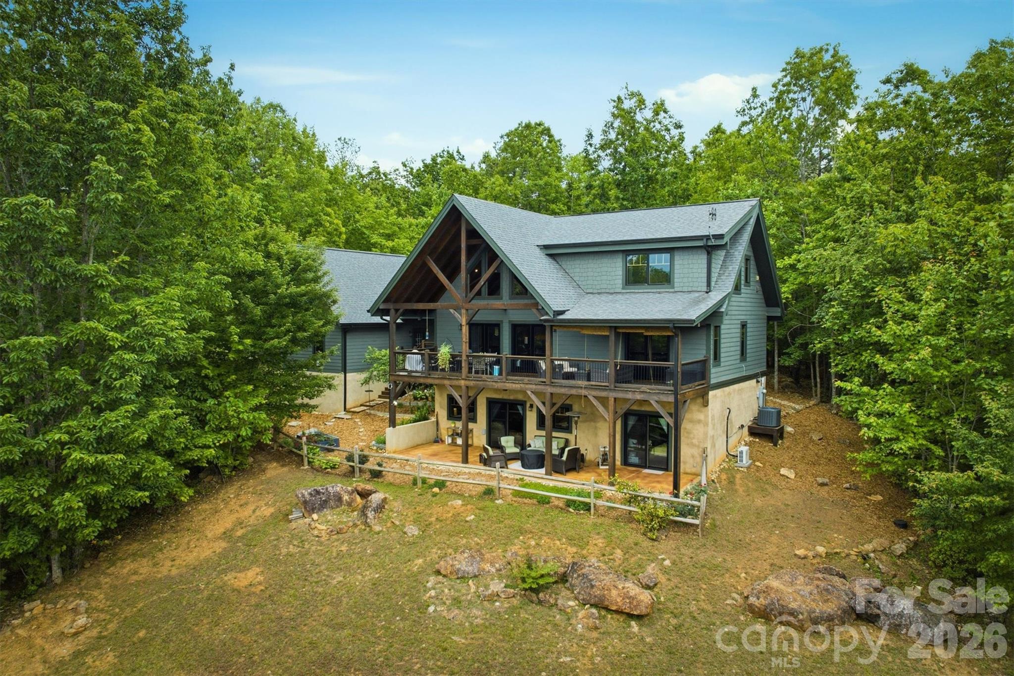 39 Lakeside Path Property Photo 3