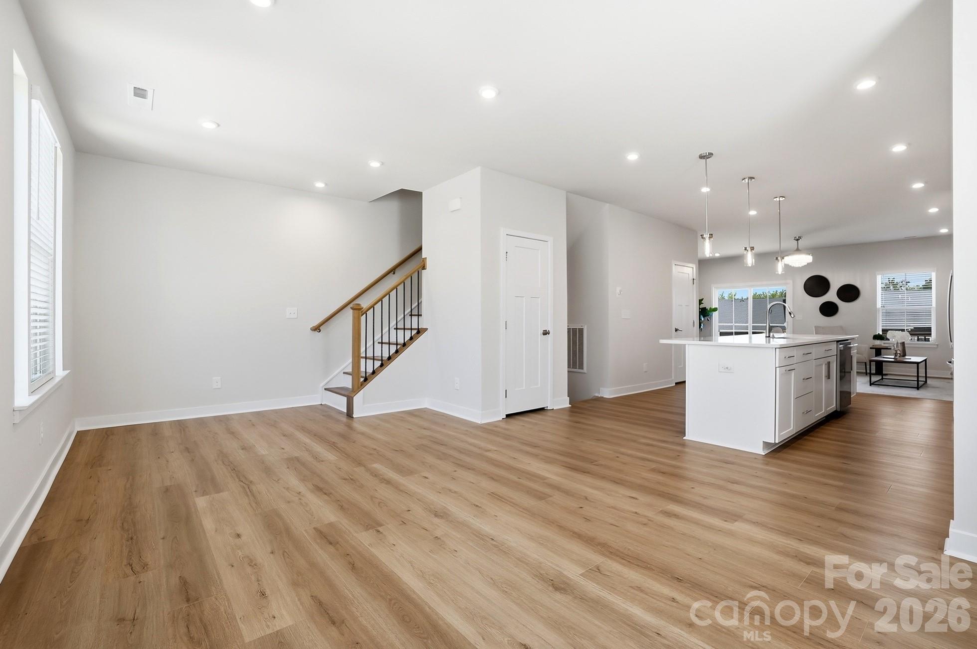 921 Portrush Lane Property Photo 17
