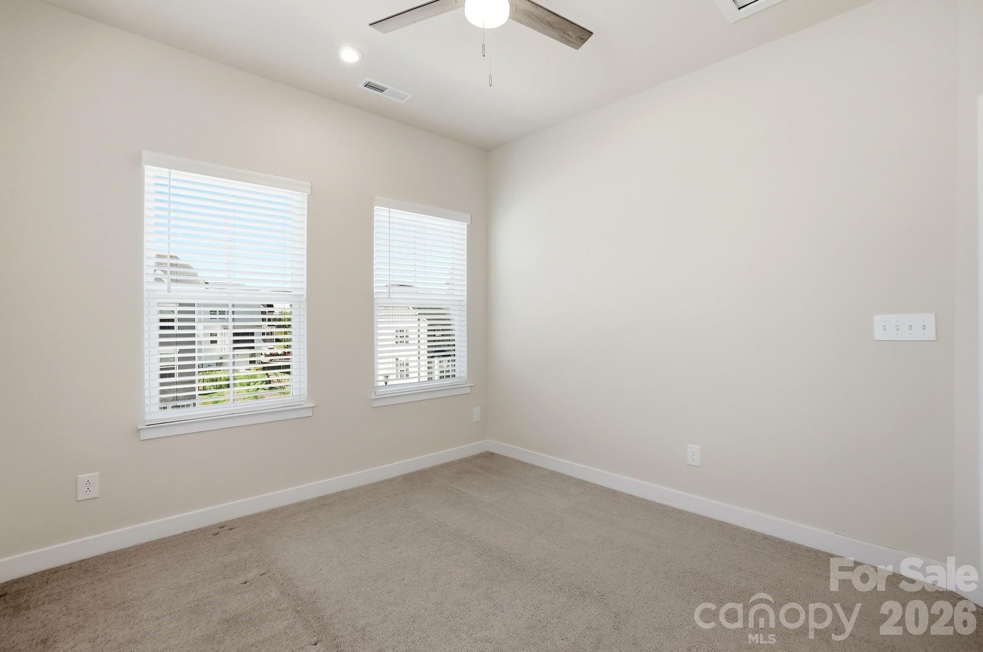 921 Portrush Lane Property Photo 27