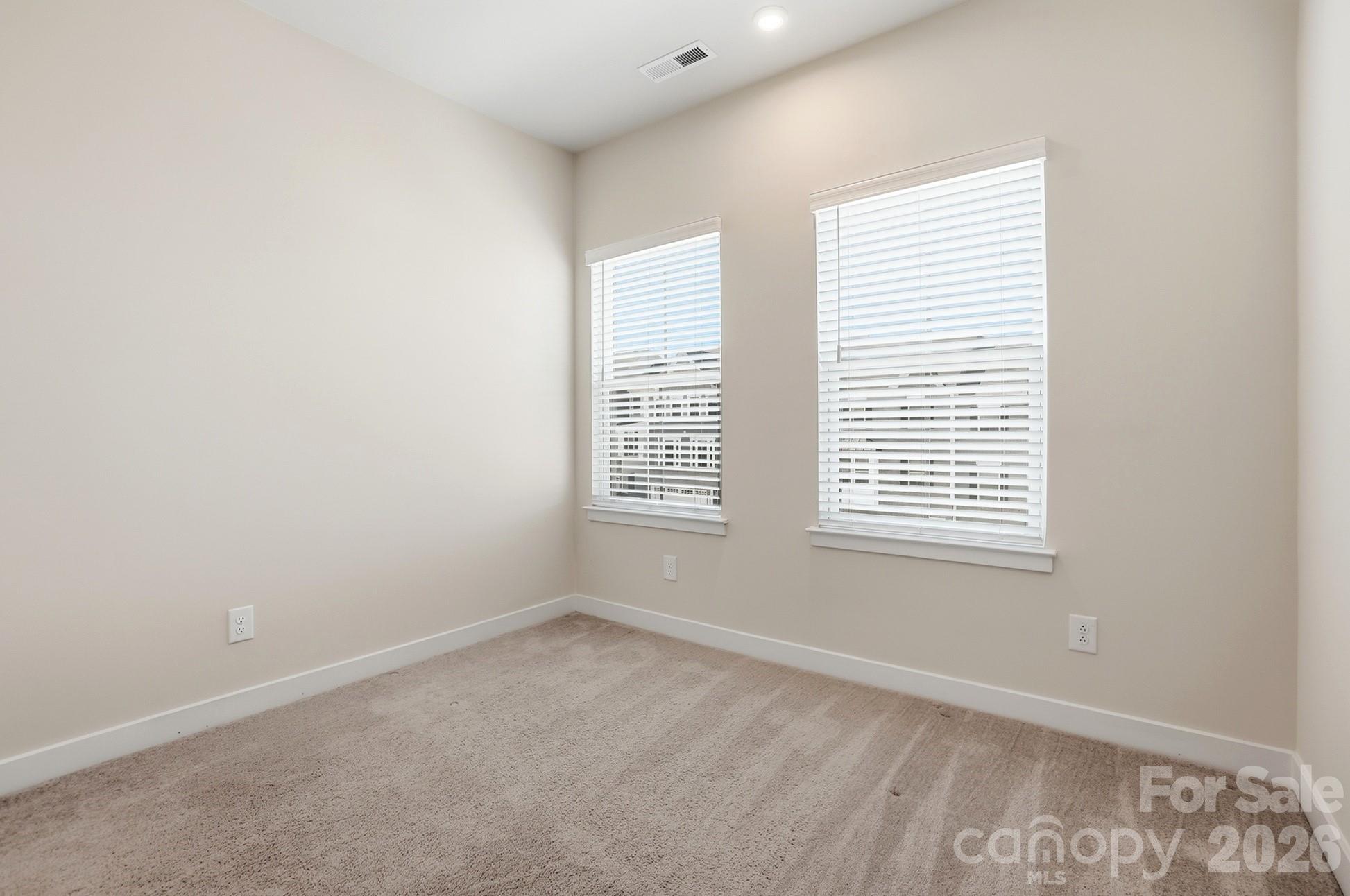 921 Portrush Lane Property Photo 29