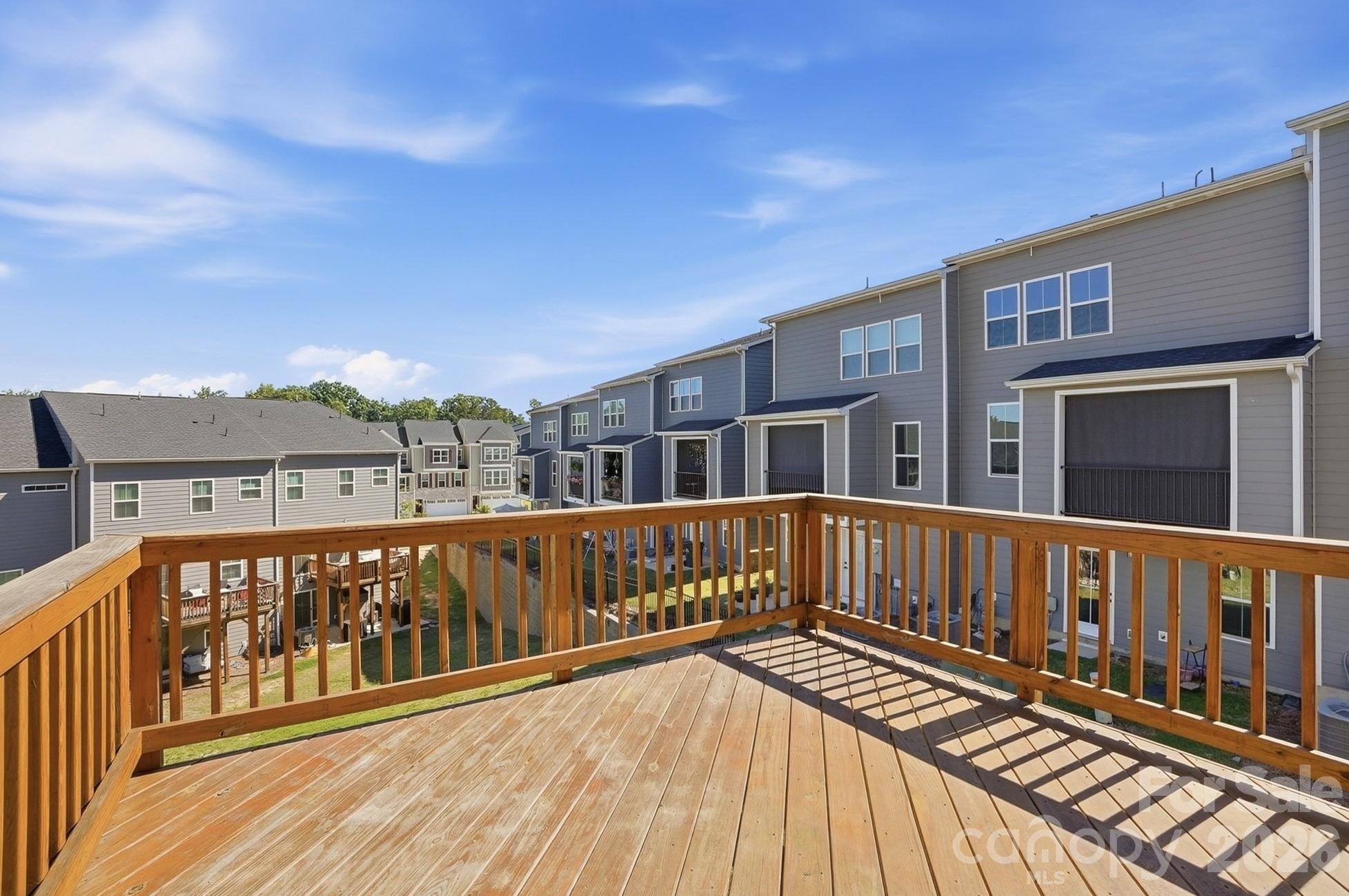921 Portrush Lane Property Photo 37