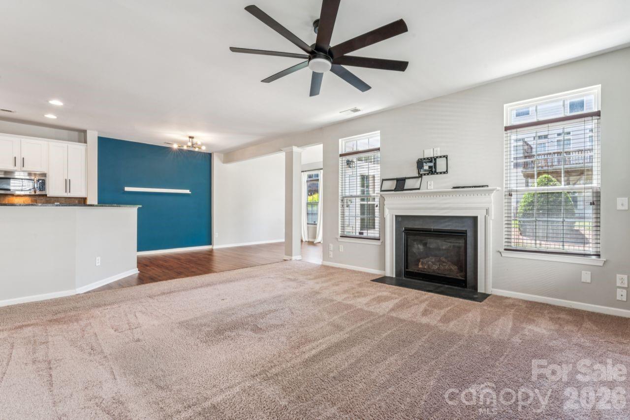 3233 Park South Station Boulevard Property Photo 8