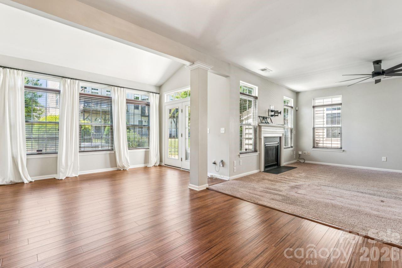3233 Park South Station Boulevard Property Photo 13
