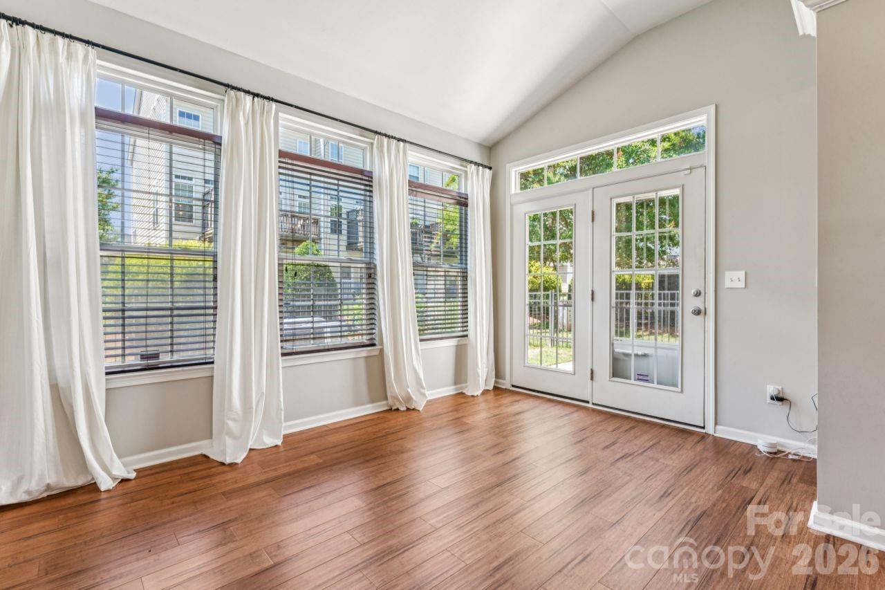 3233 Park South Station Boulevard Property Photo 14