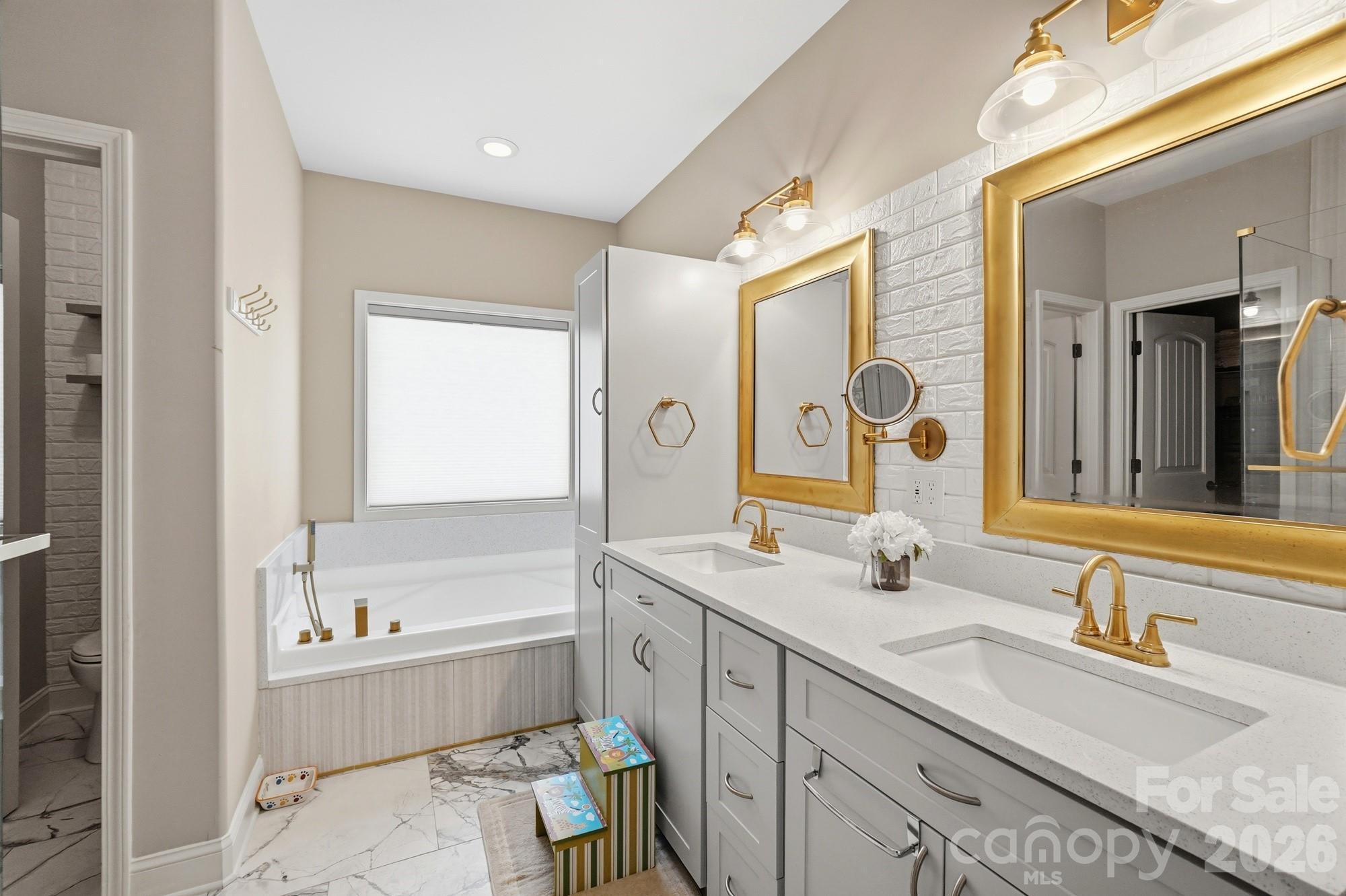 1711 Laurel Hill Drive Property Photo 25