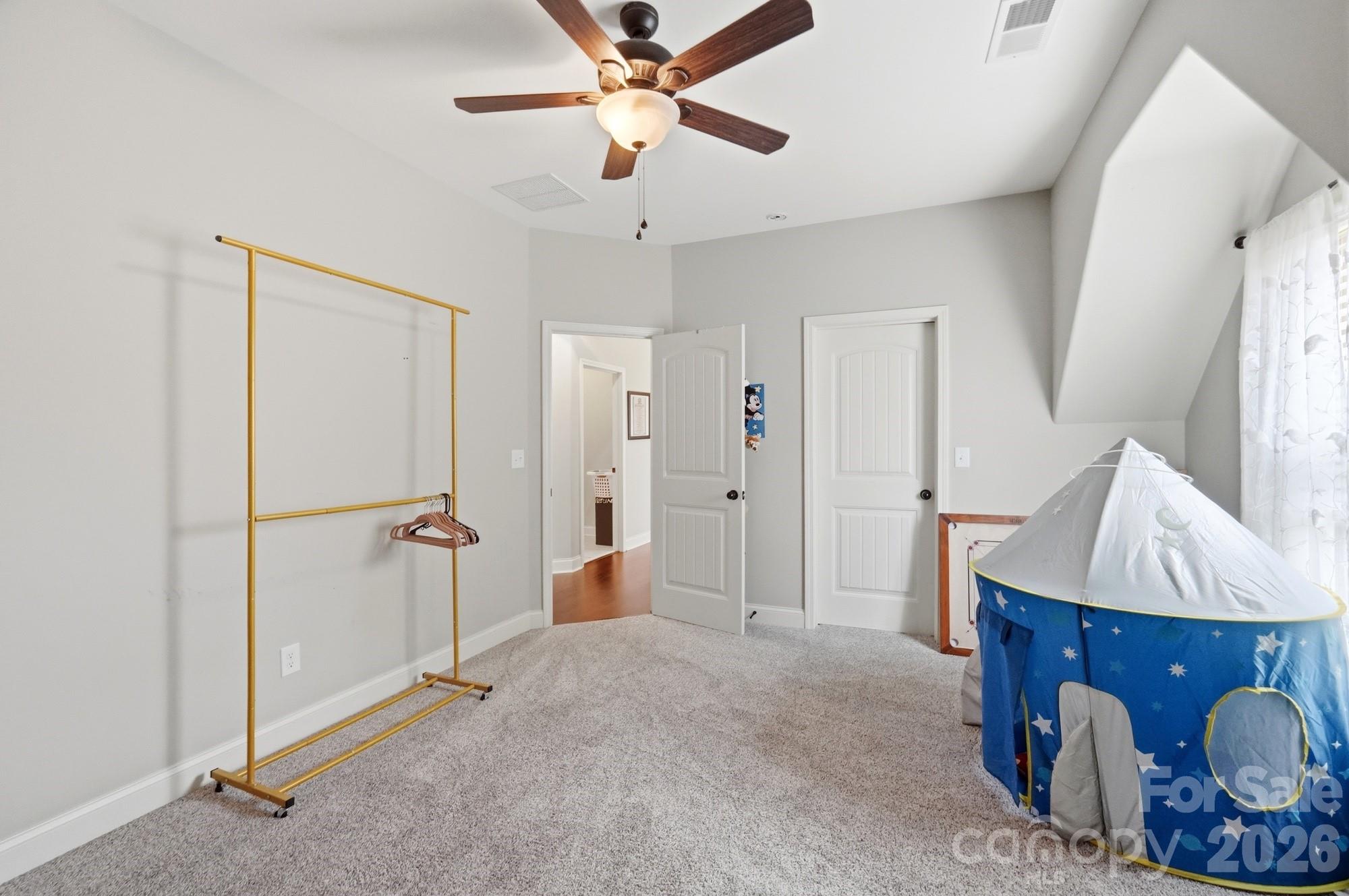 1711 Laurel Hill Drive Property Photo 31