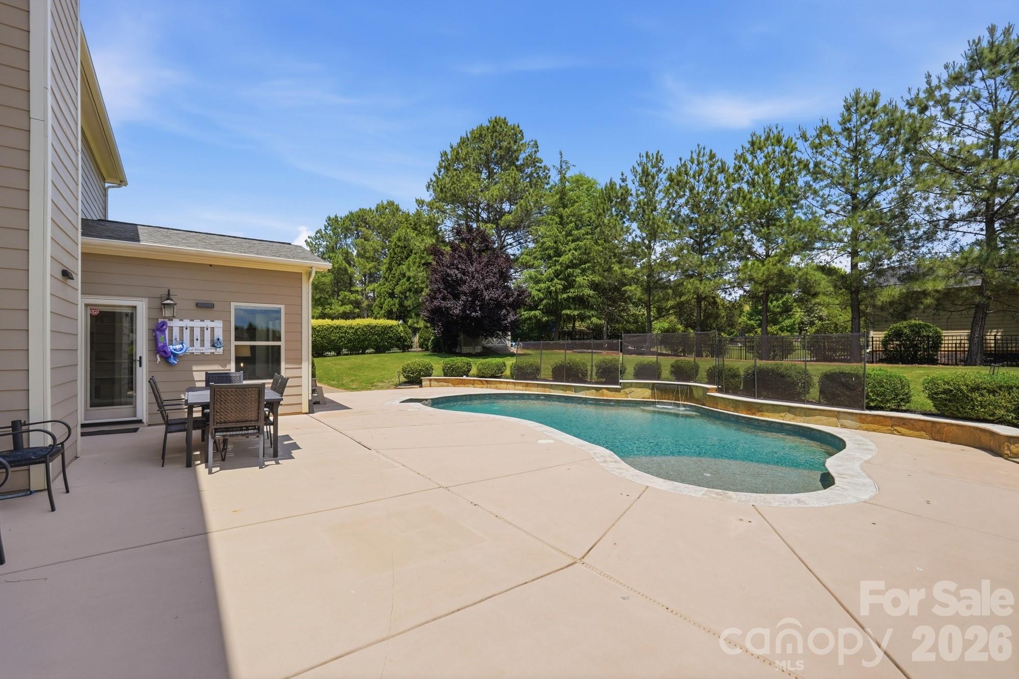 1711 Laurel Hill Drive Property Photo 38