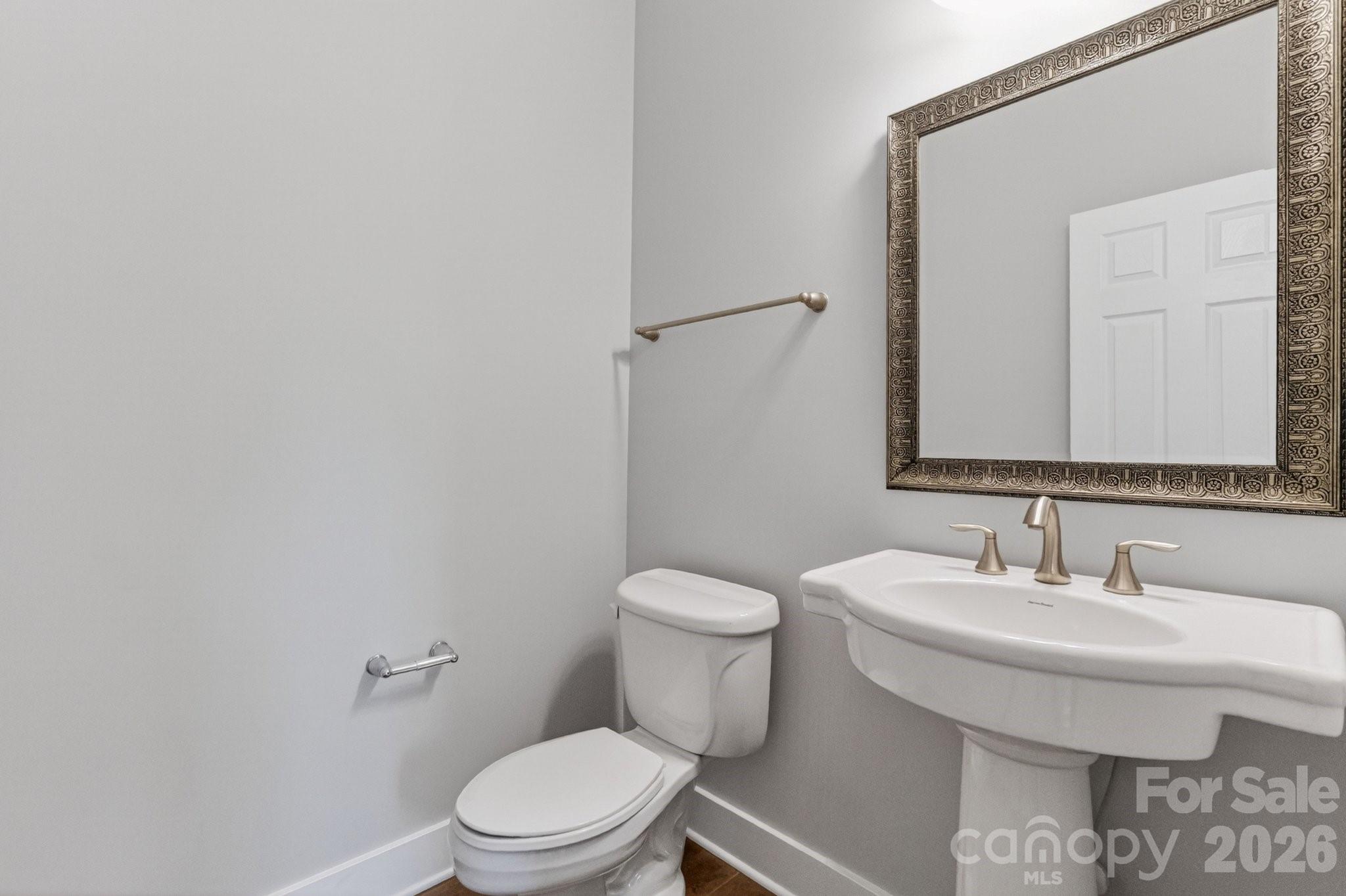 262 Harbour Place Drive 15 Property Photo 18
