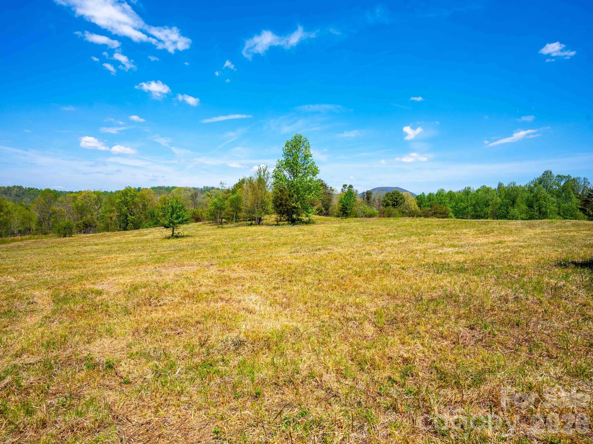 3670 Summer Road Property Photo 1