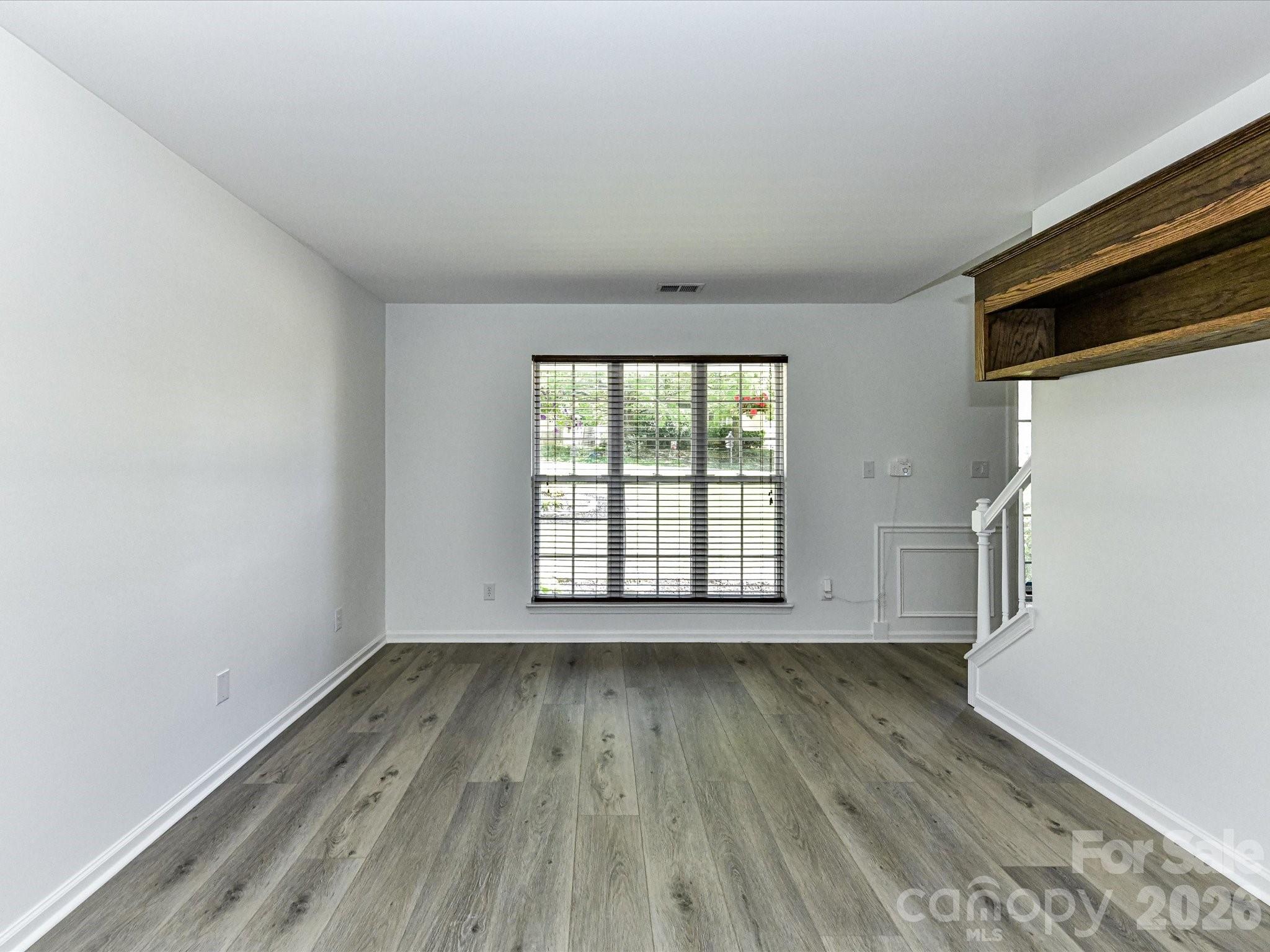 7512 Henderson Park Road Property Photo 10