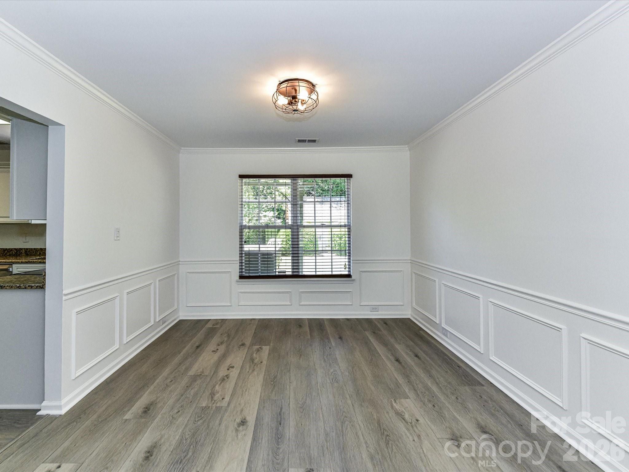 7512 Henderson Park Road Property Photo 11