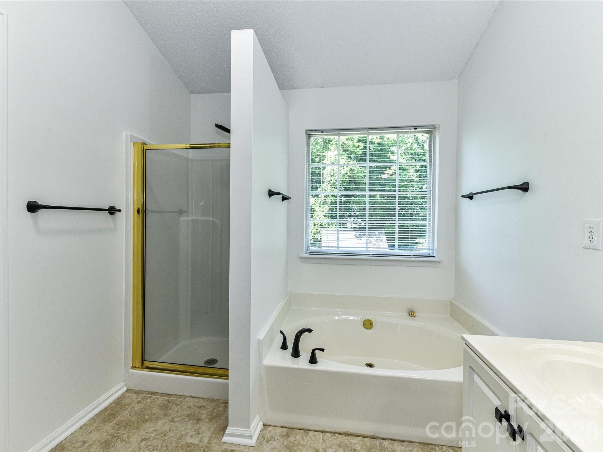 7512 Henderson Park Road Property Photo 29