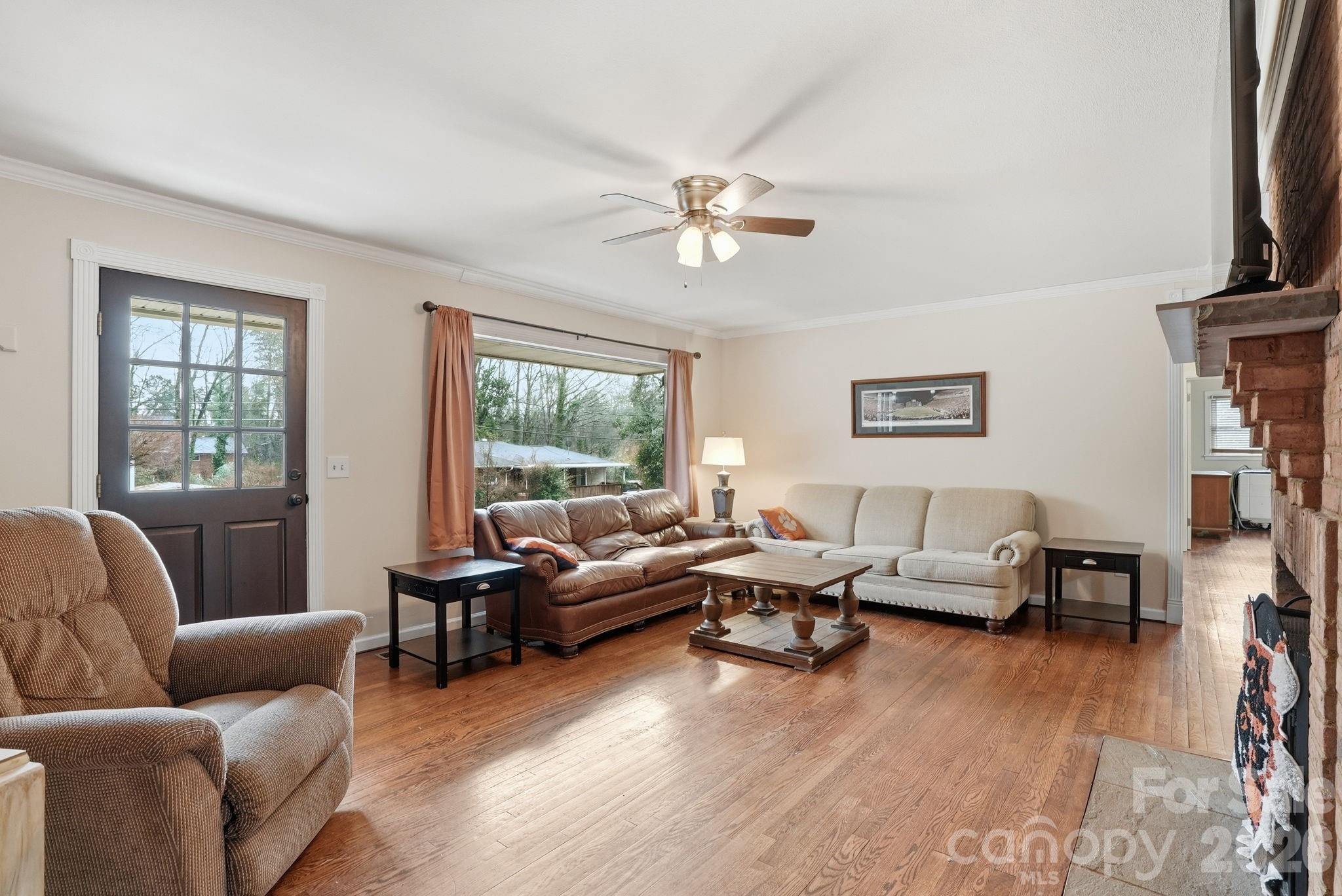 105 College Heights Boulevard Property Photo 8