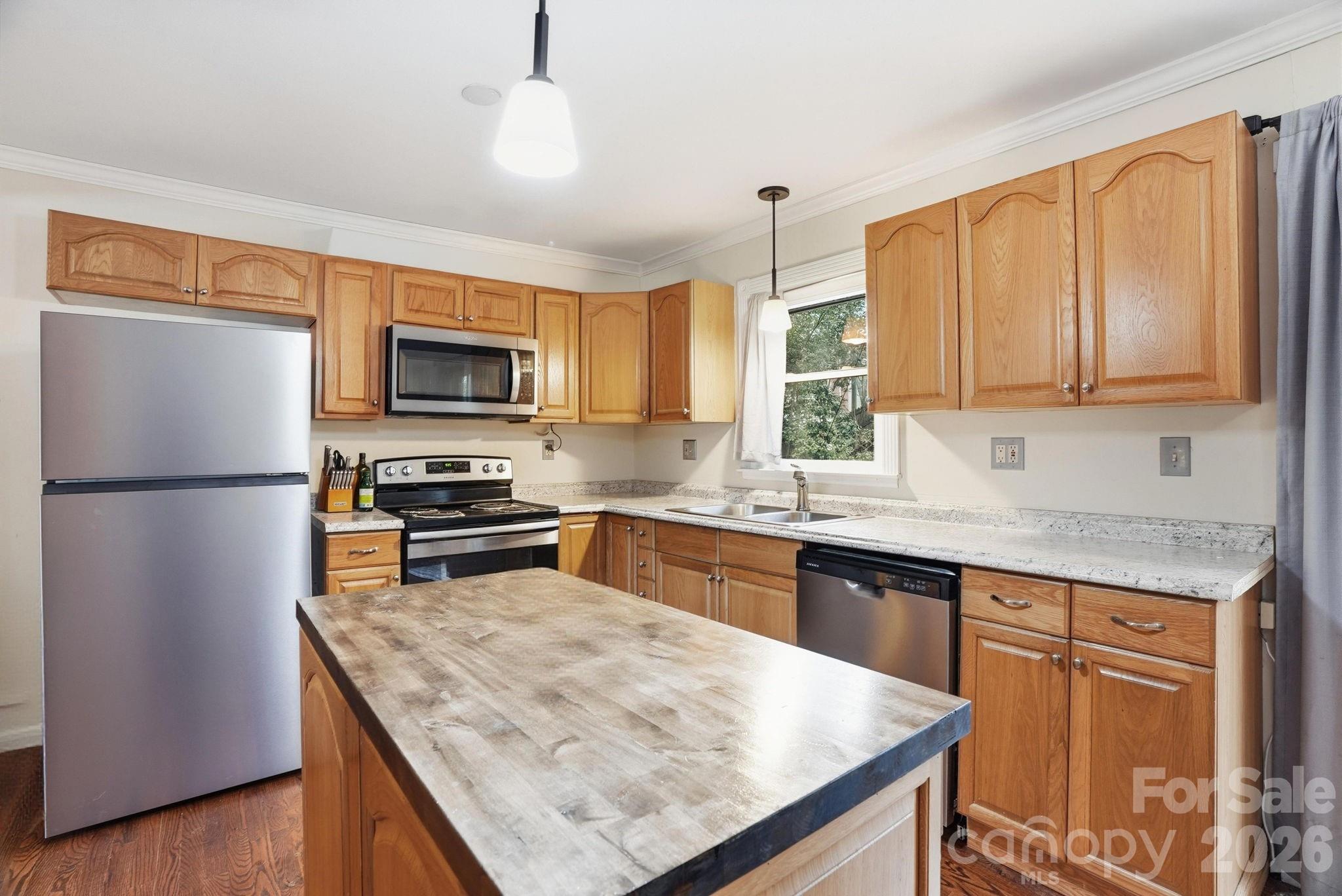 105 College Heights Boulevard Property Photo 10