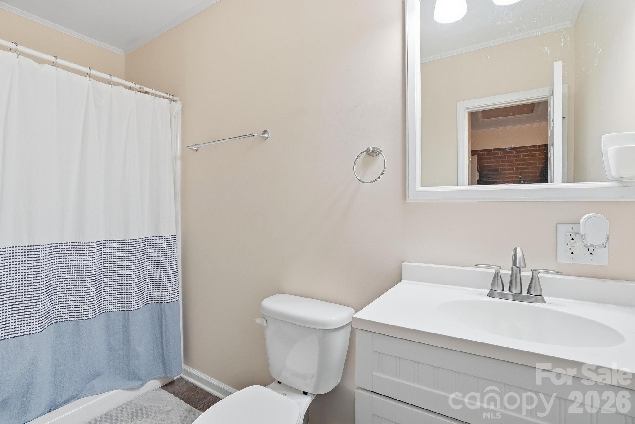 105 College Heights Boulevard Property Photo 16
