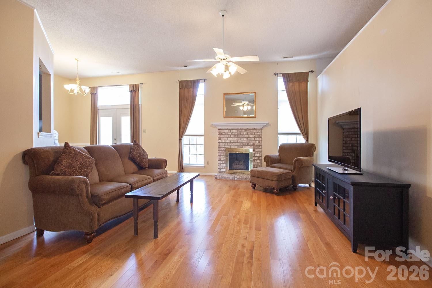 14621 Smith Road Property Photo 2
