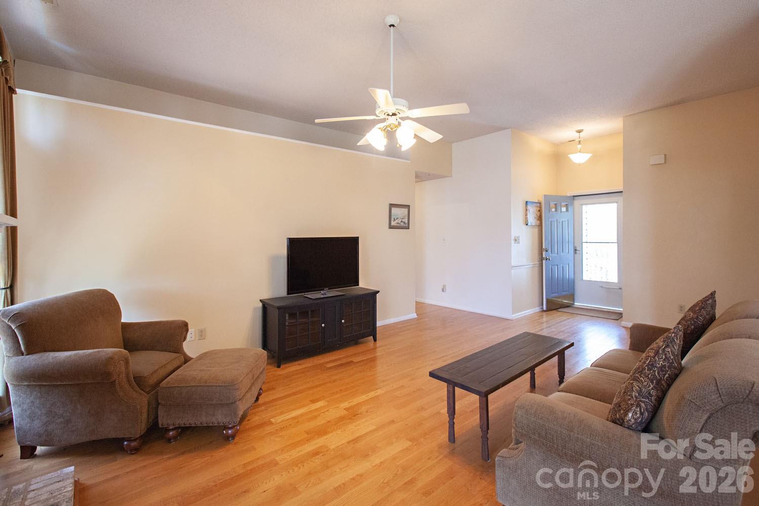 14621 Smith Road Property Photo 3