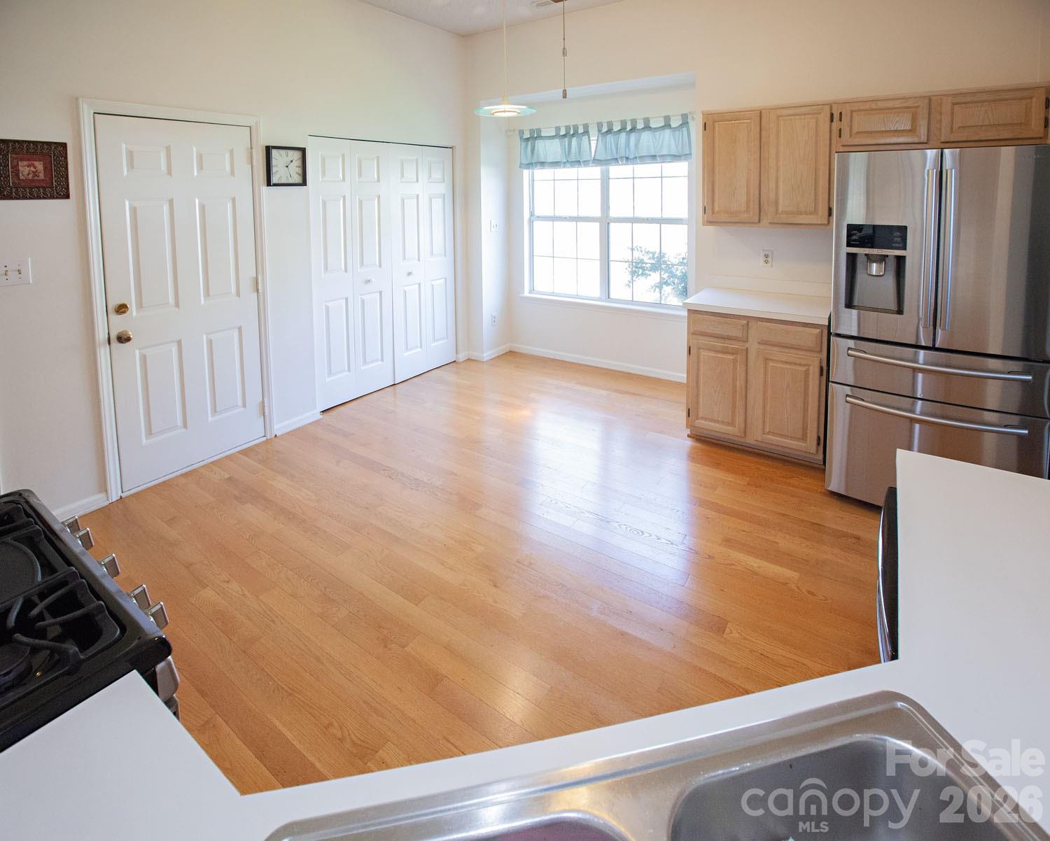 14621 Smith Road Property Photo 6