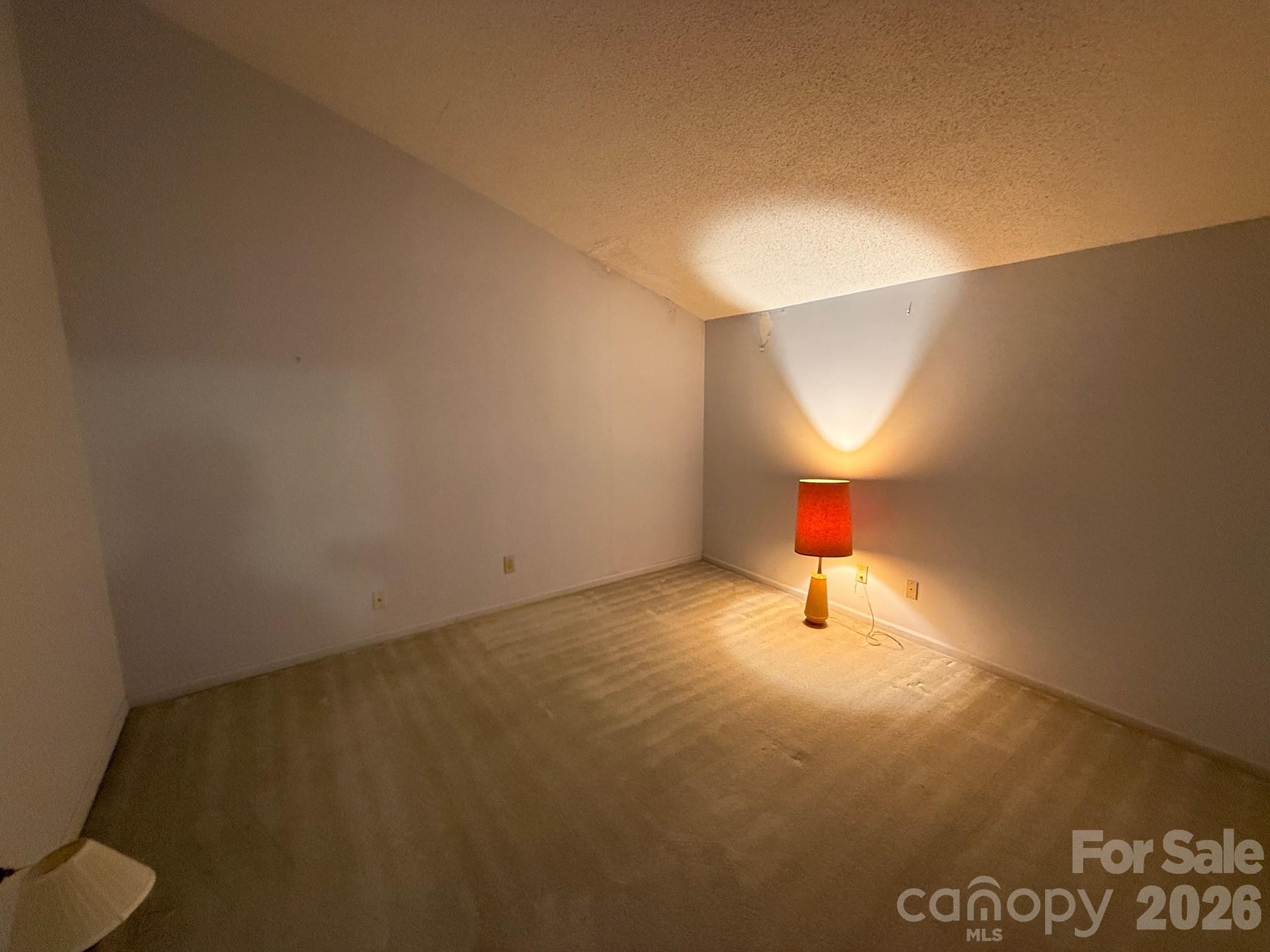 112 E Wade Street Property Photo 12