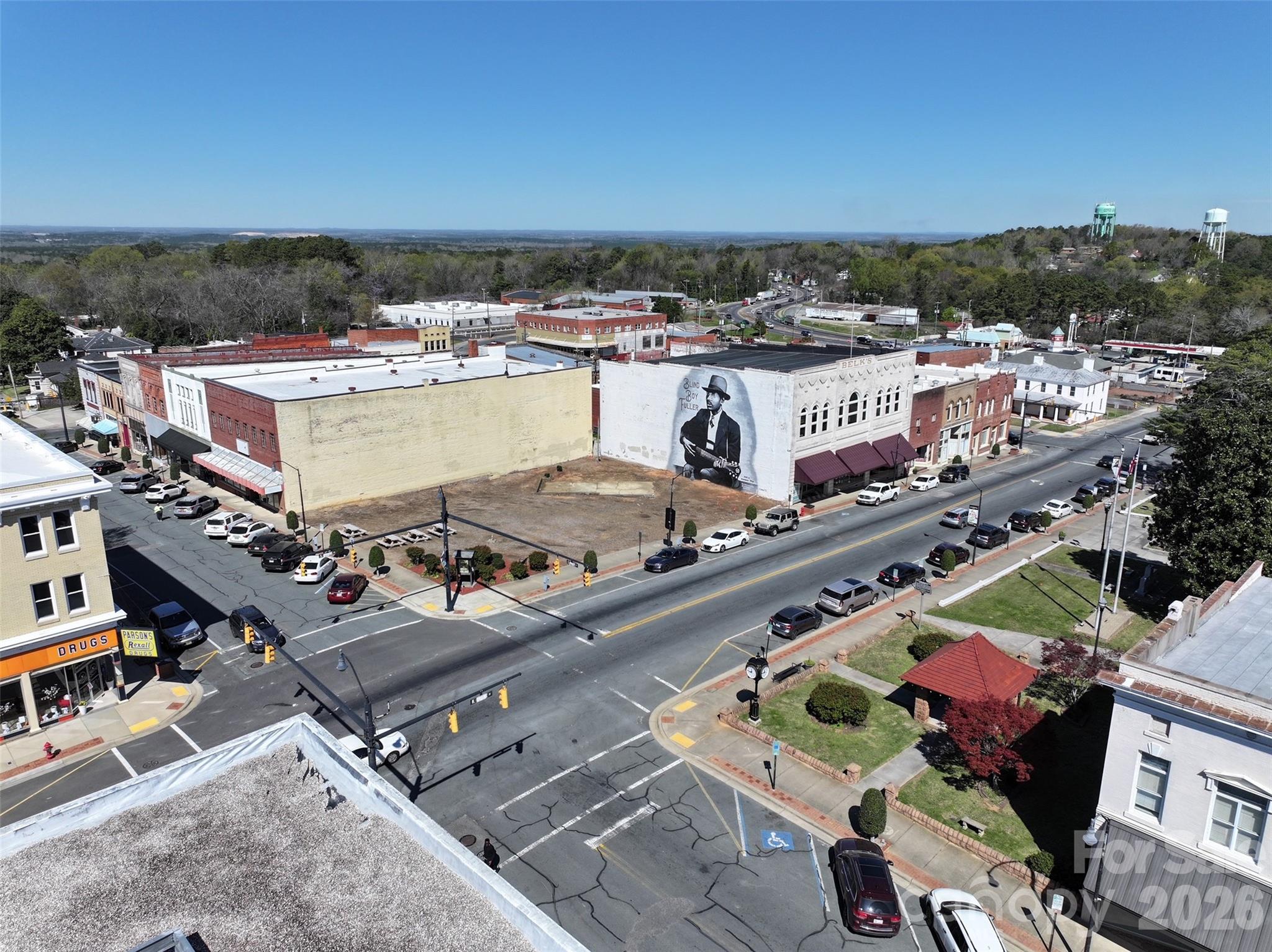 112 E Wade Street Property Photo 17