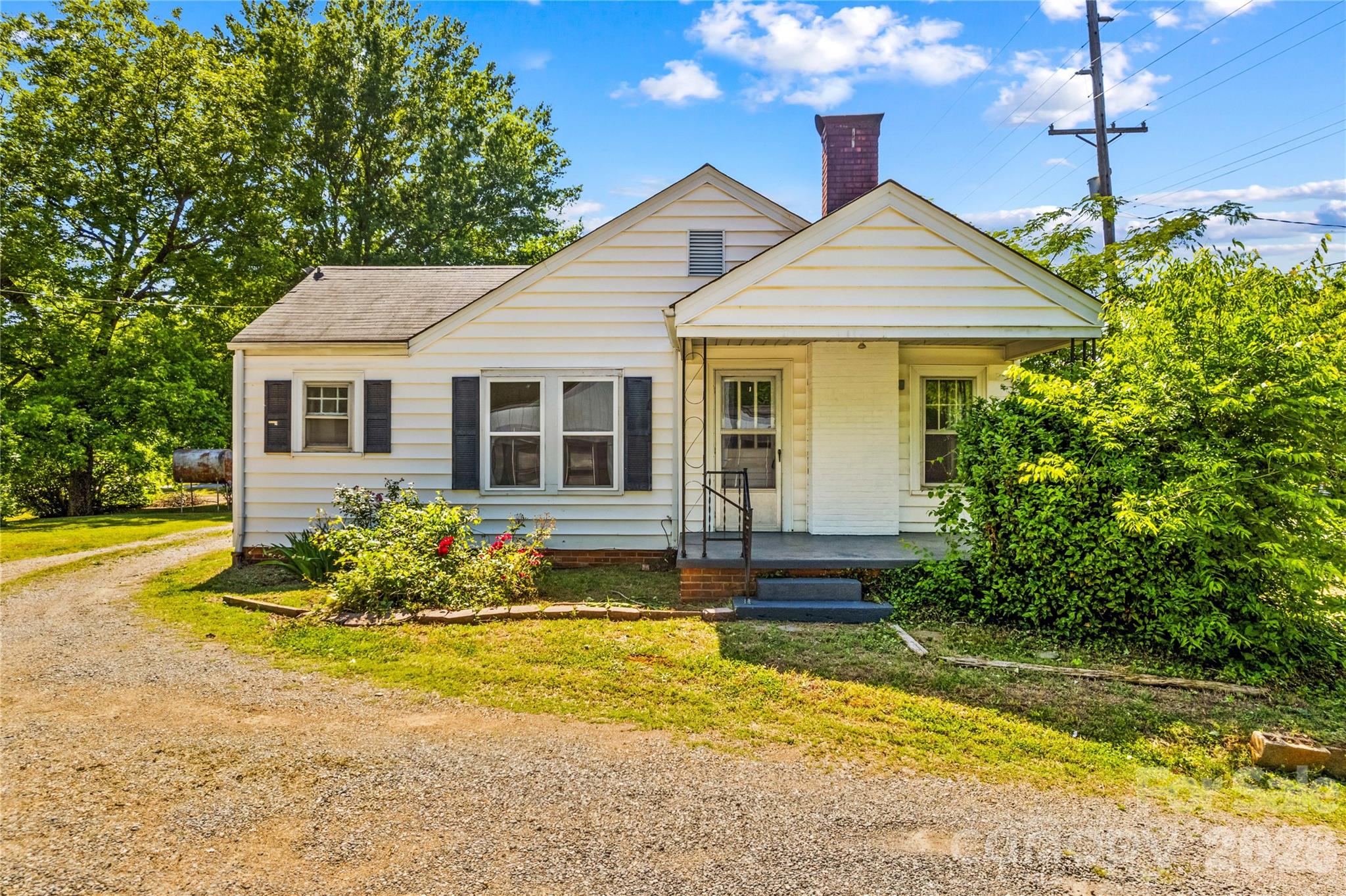 3161 Poplar Tent Road Property Photo 2