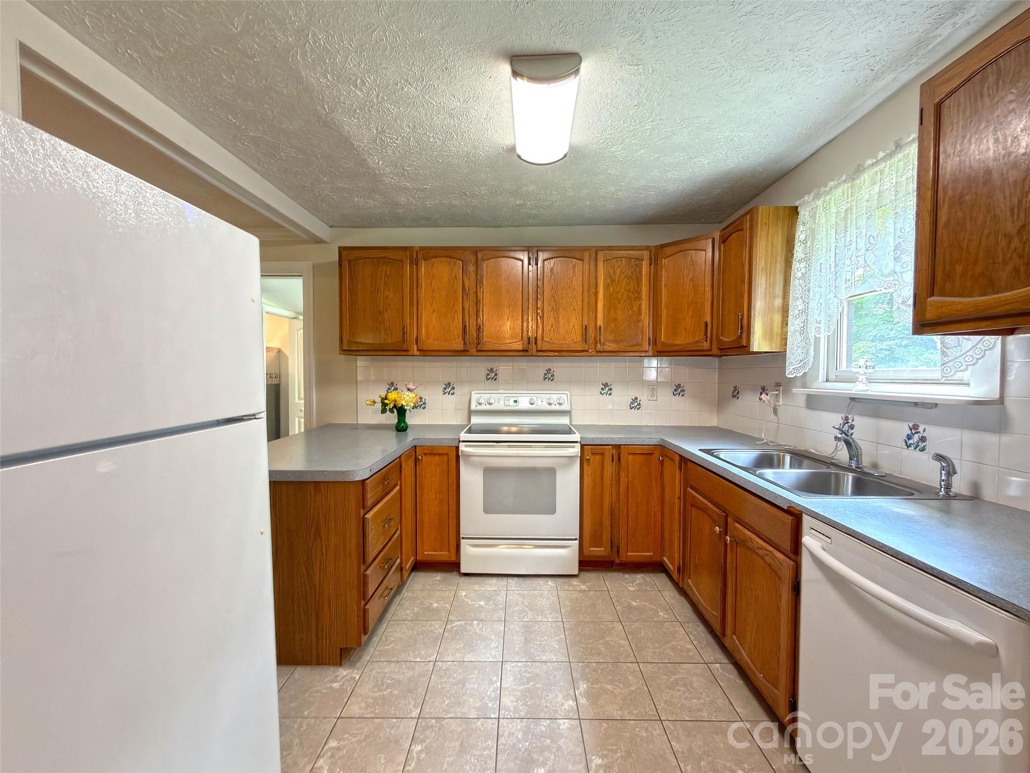 22 Mcminn Road Property Photo 11
