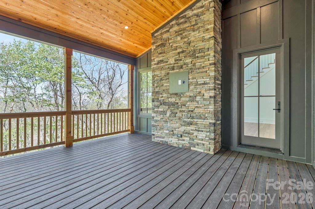 536 Boone Ridge Lane Property Photo 11