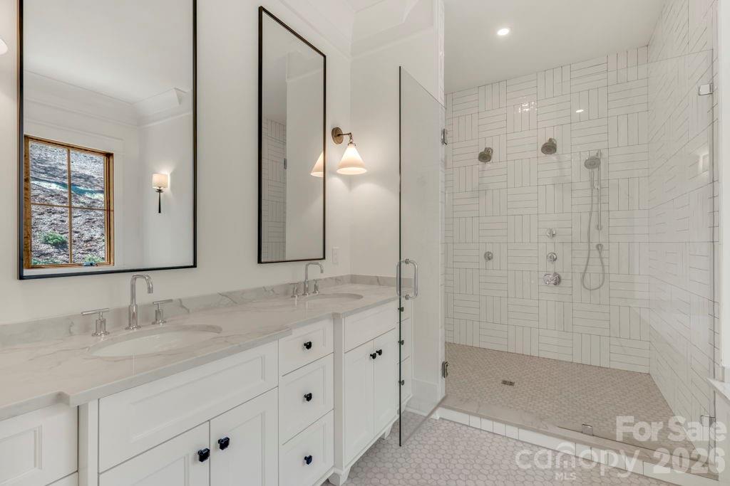 536 Boone Ridge Lane Property Photo 28