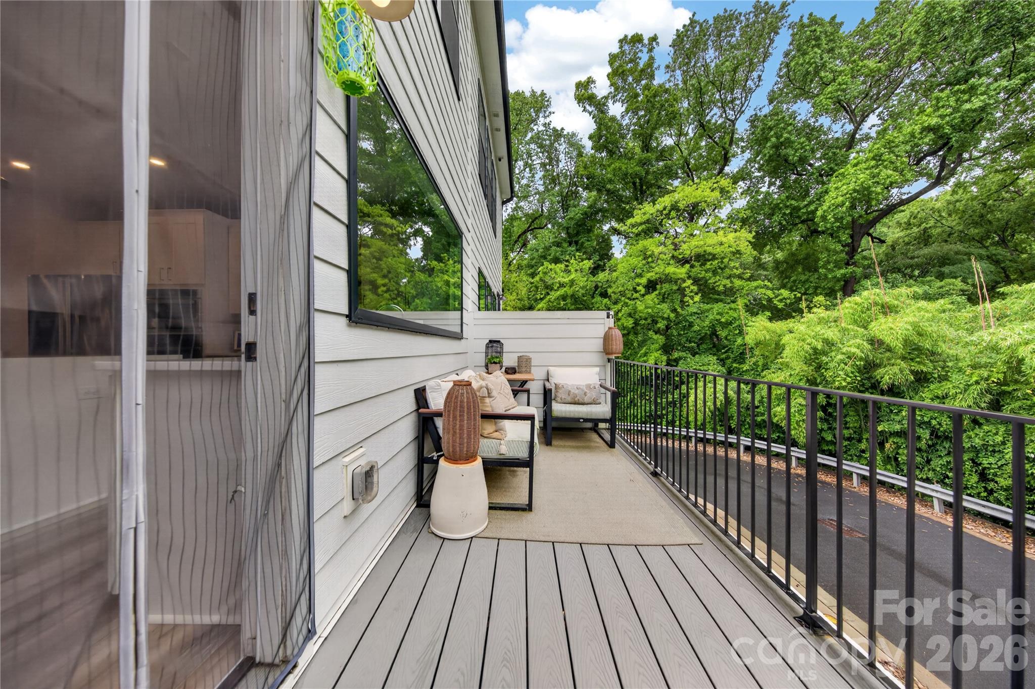 4033 Polluck Way Property Photo 12