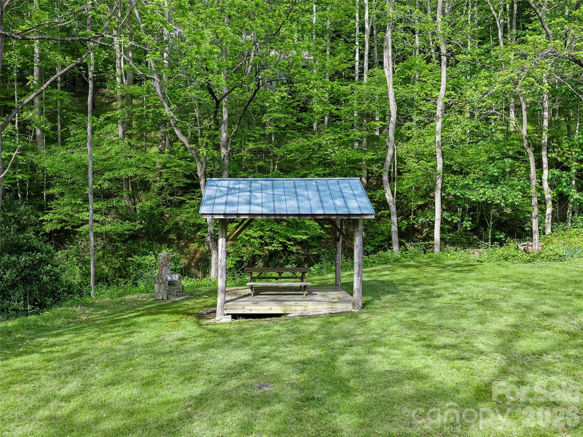 101 Waterwheel Drive Property Photo 32