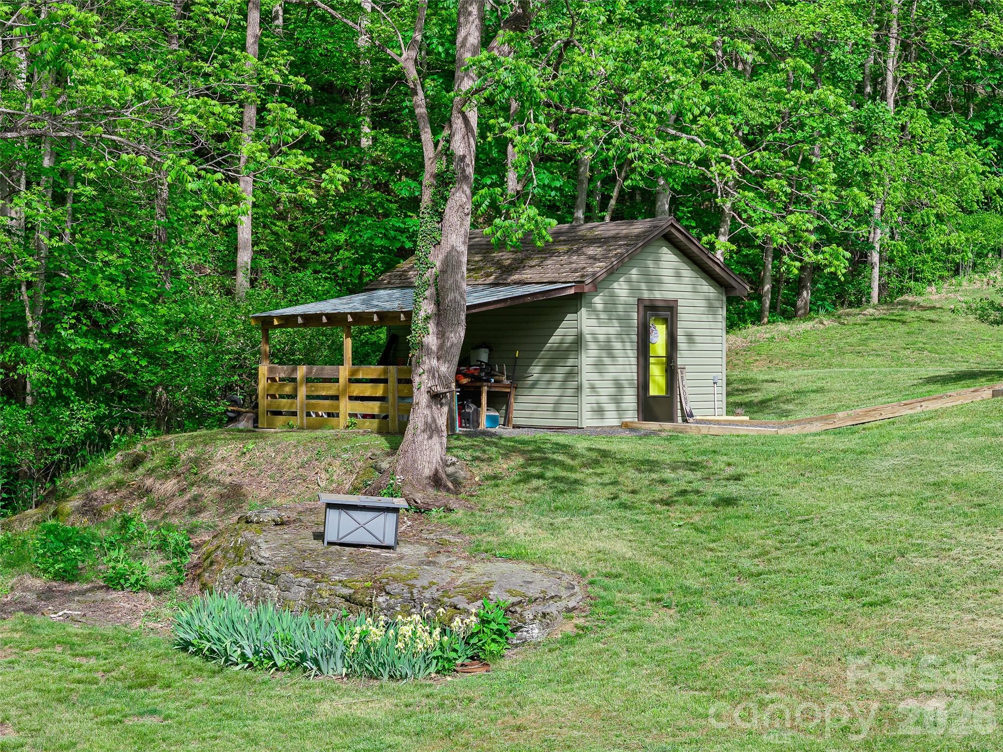 101 Waterwheel Drive Property Photo 33