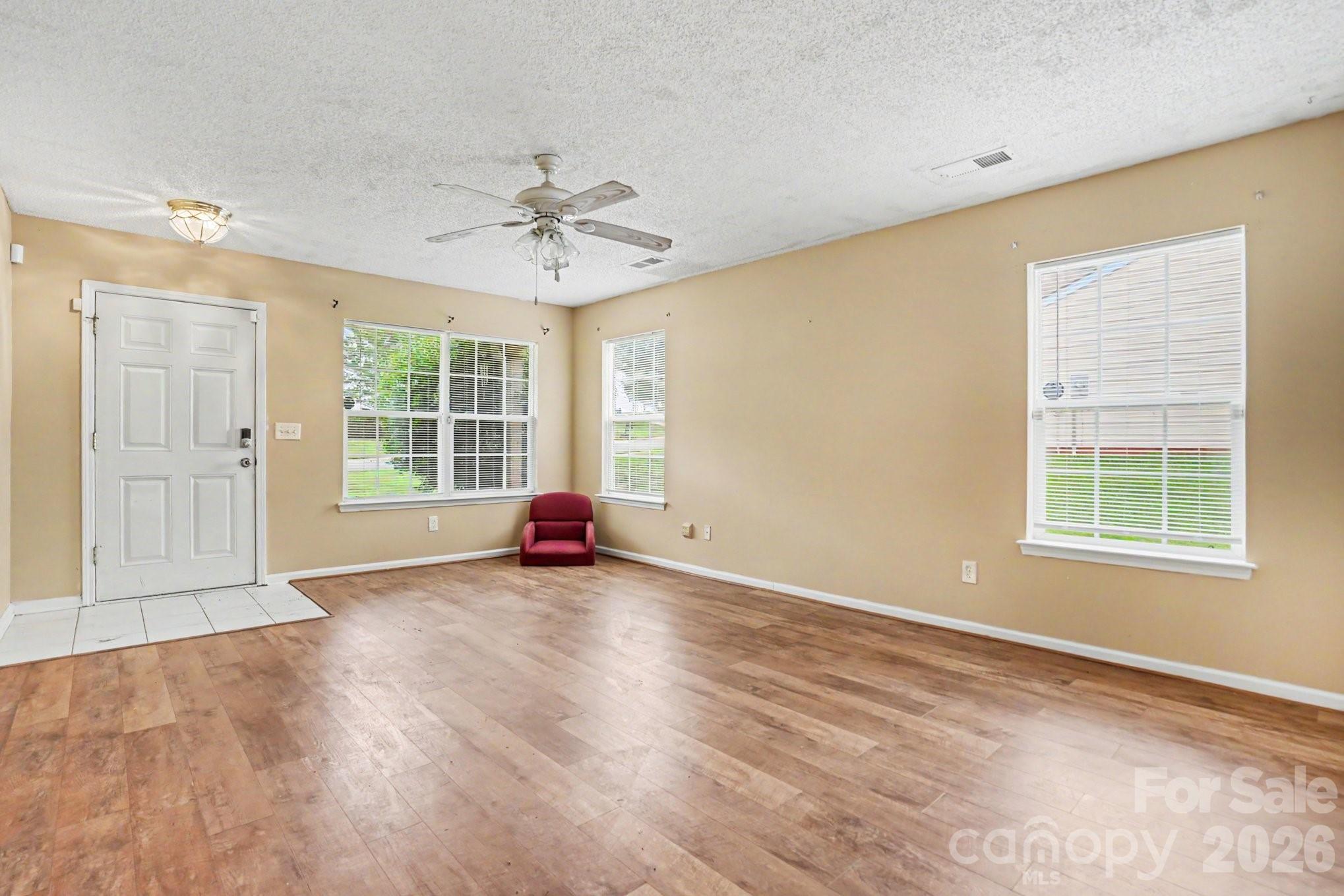 2343 Mancke Drive Property Photo 4