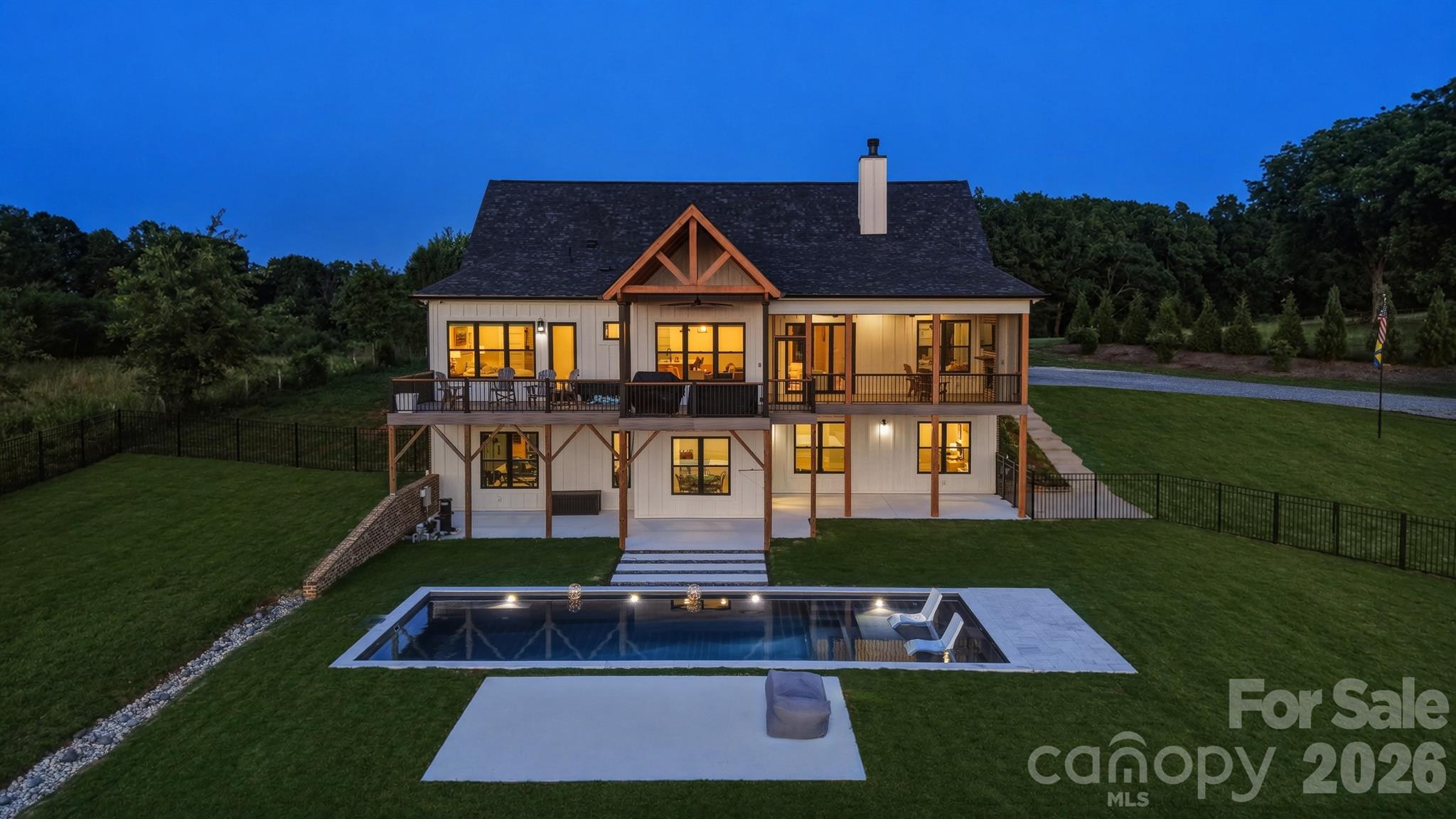 2322 Moss Farm Road Property Photo 1