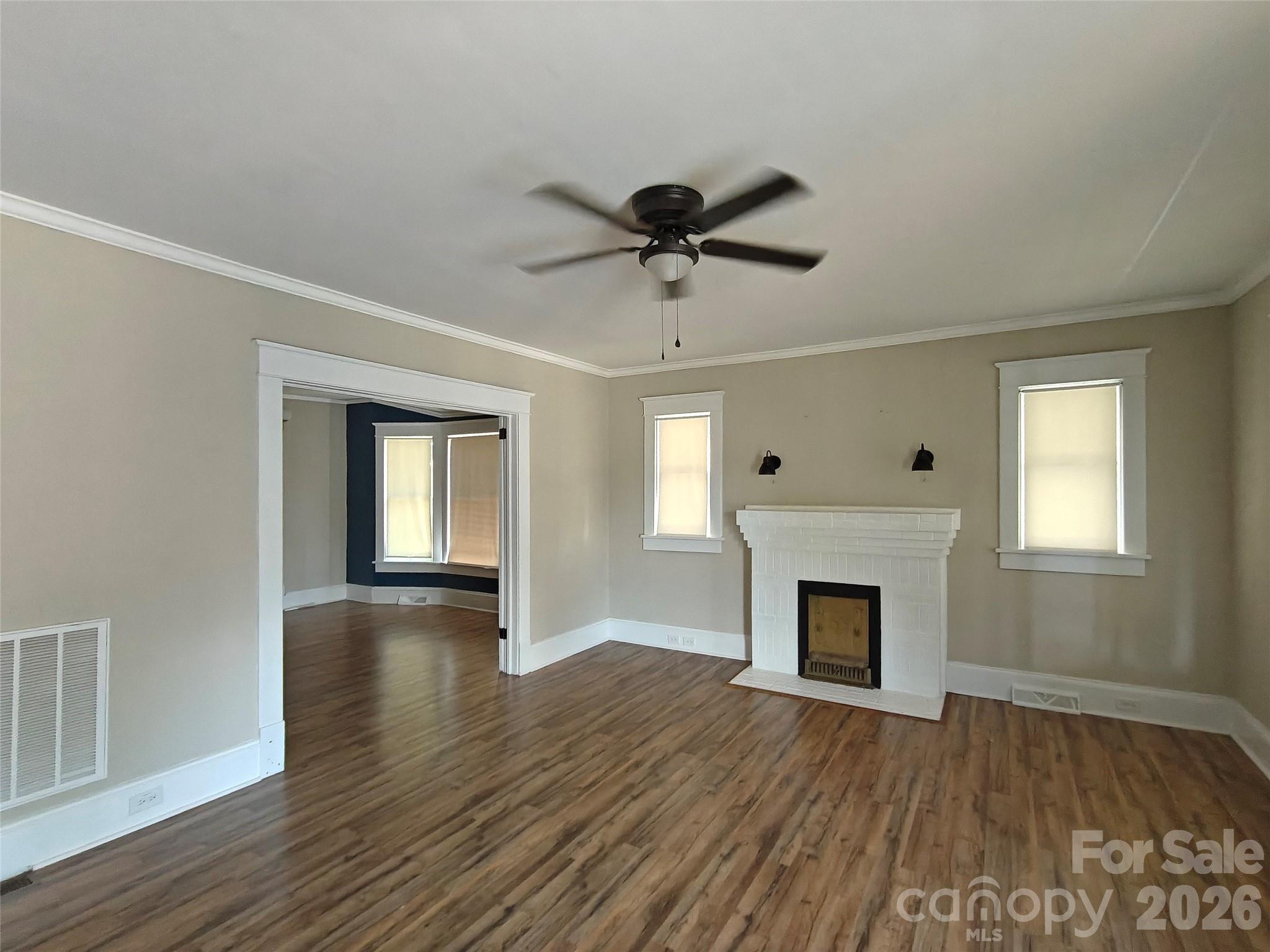 208 Heilig Avenue Property Photo 4