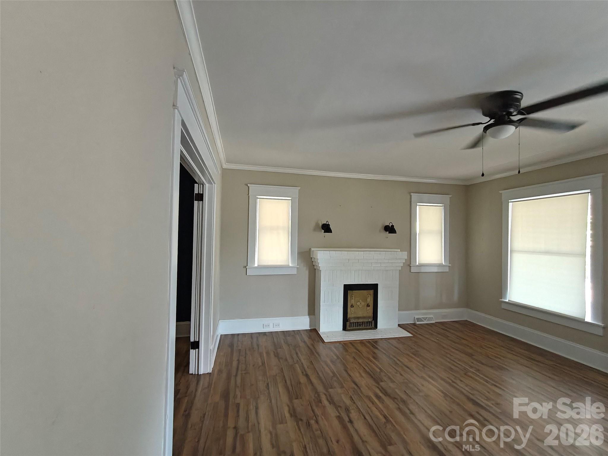 208 Heilig Avenue Property Photo 5