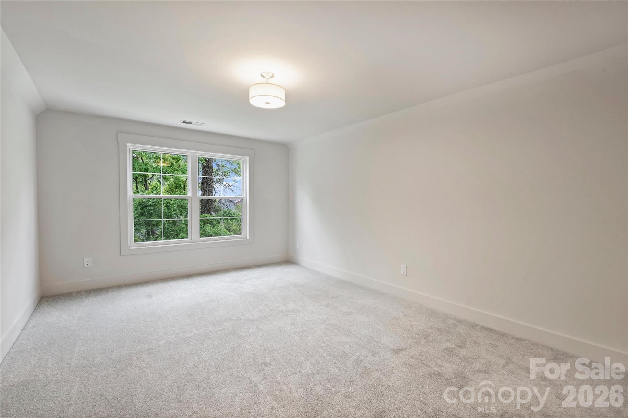 201 Coxe Avenue Property Photo 11