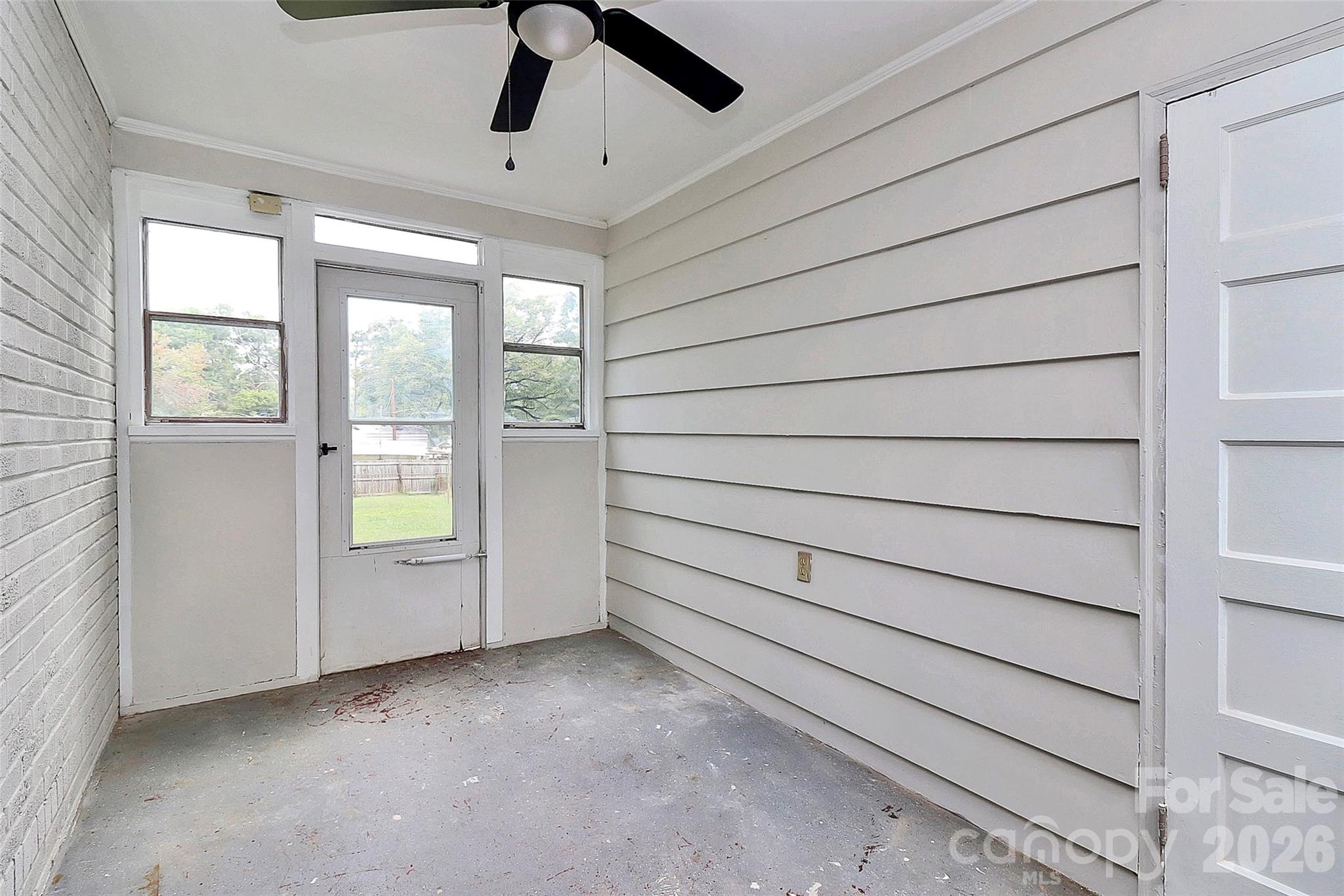 5726 Oak Drive Property Photo 14