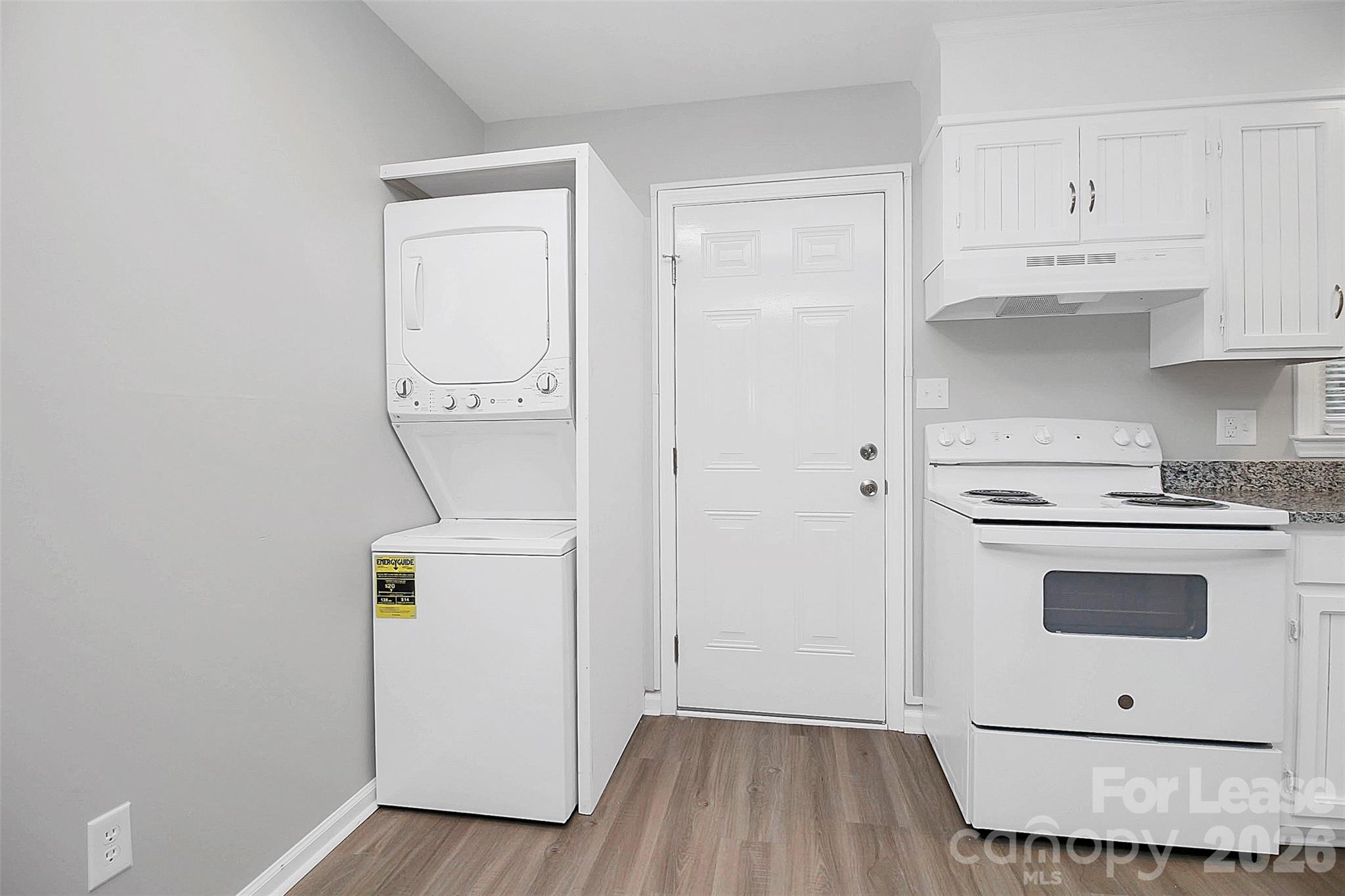1219 Anderson Street Property Photo 13