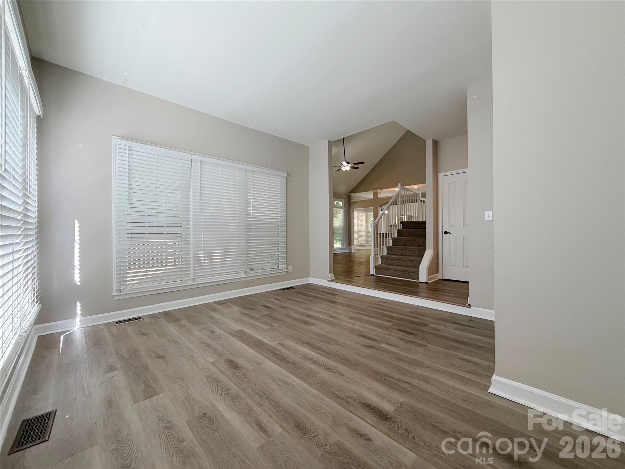 6000 Hunter Lane Property Photo 20