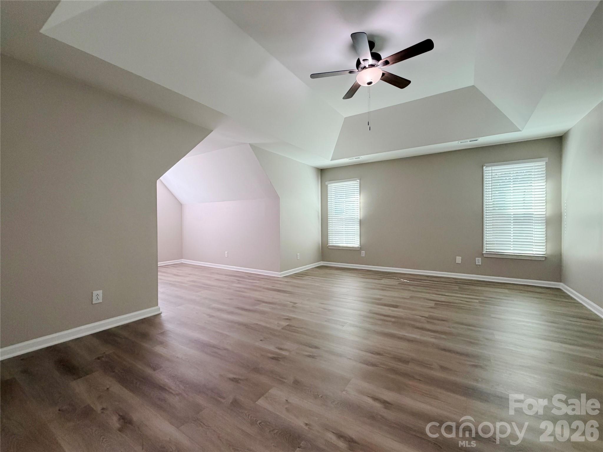 6000 Hunter Lane Property Photo 26
