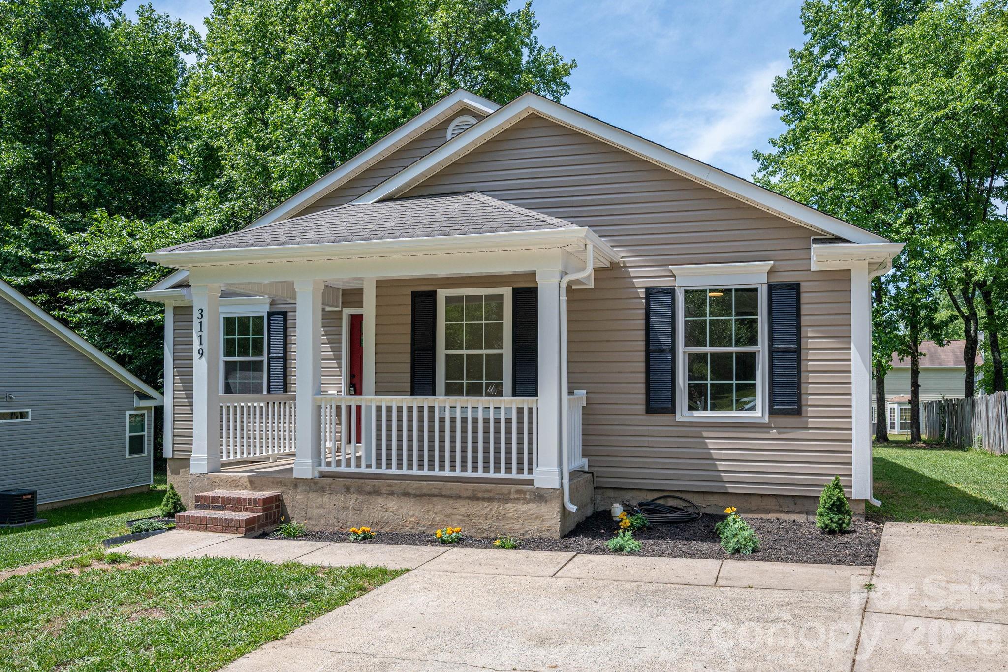 3119 Mintleaf Drive Property Photo 1