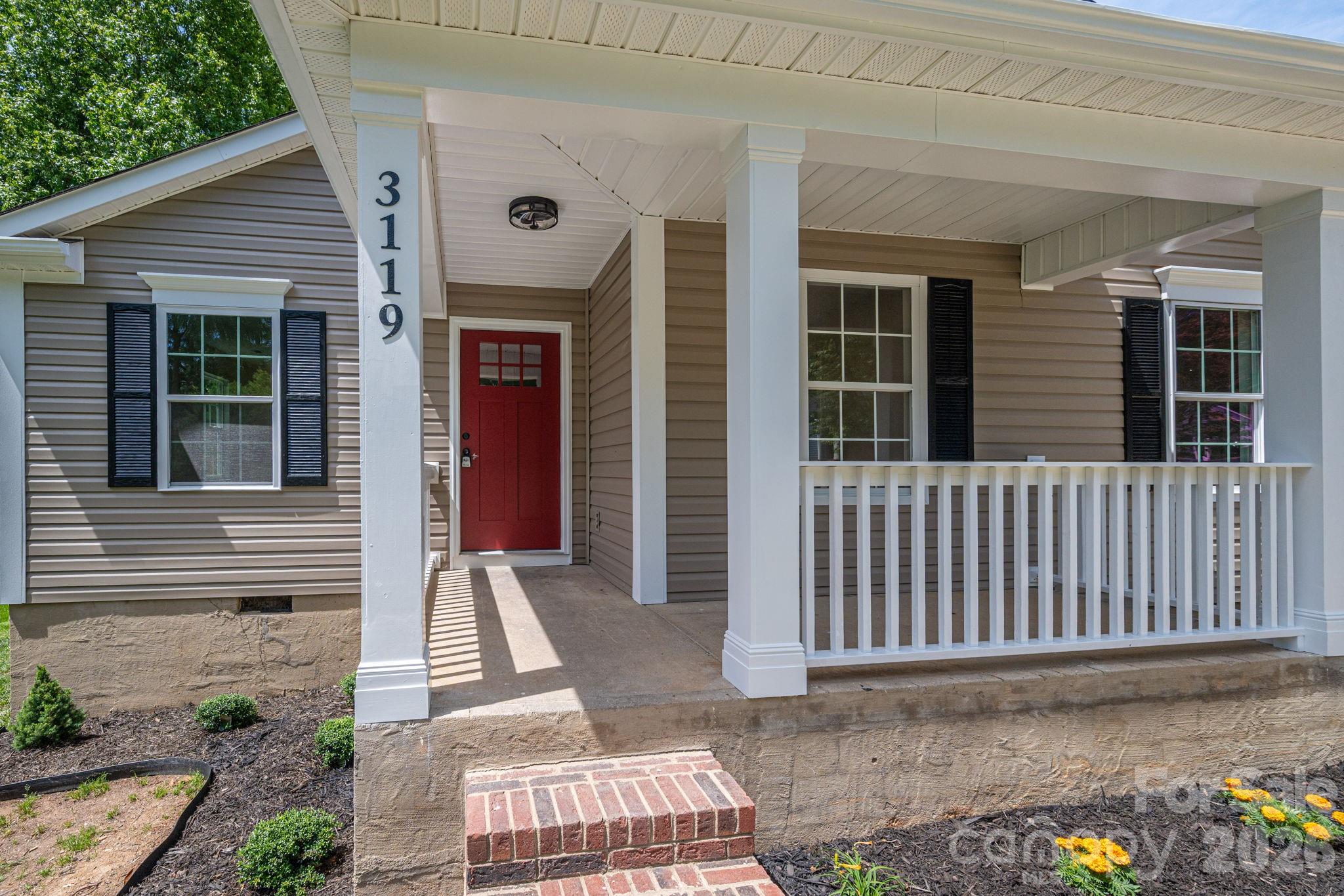 3119 Mintleaf Drive Property Photo 4