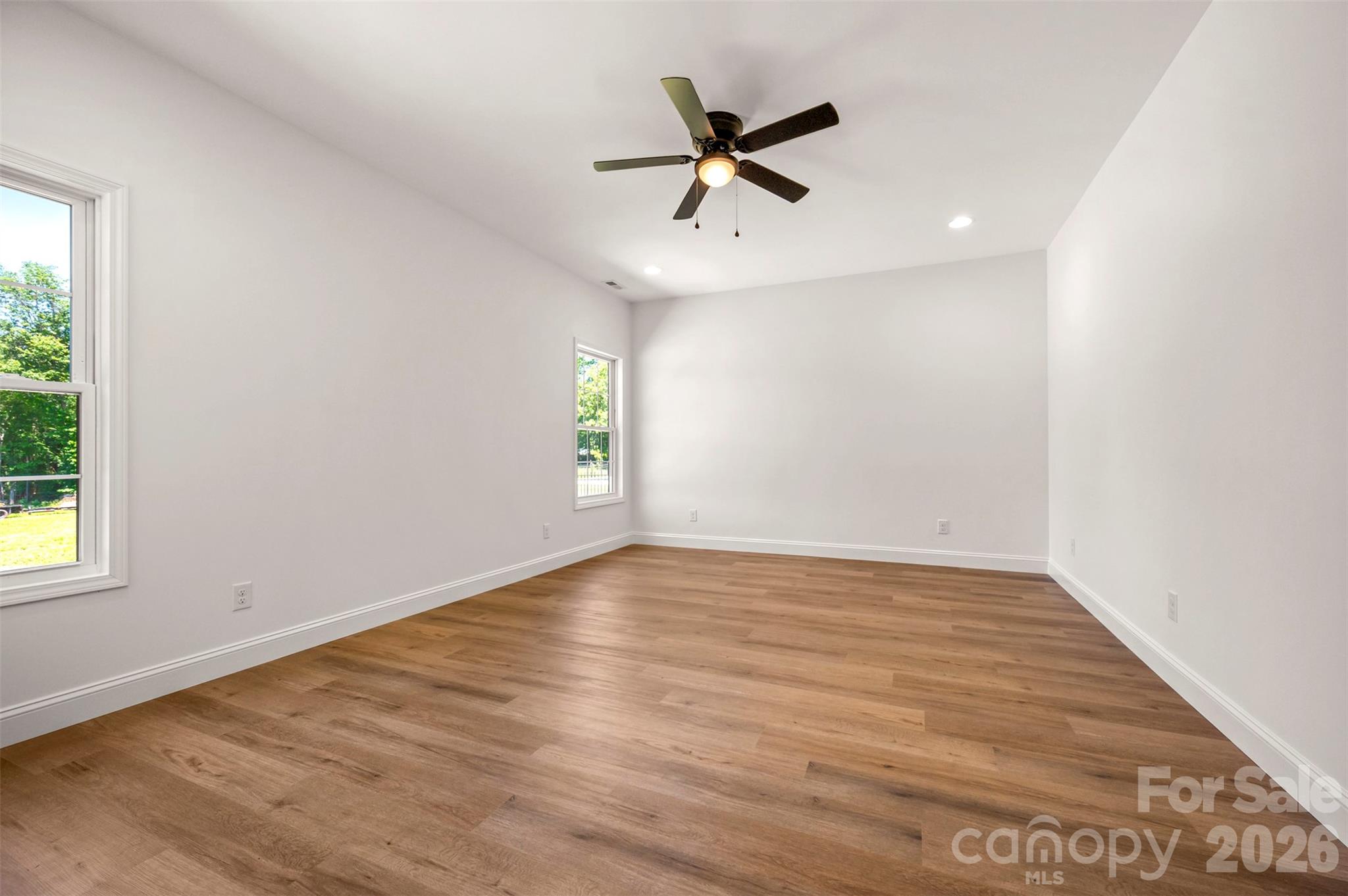 210 Westwood Drive Property Photo 27