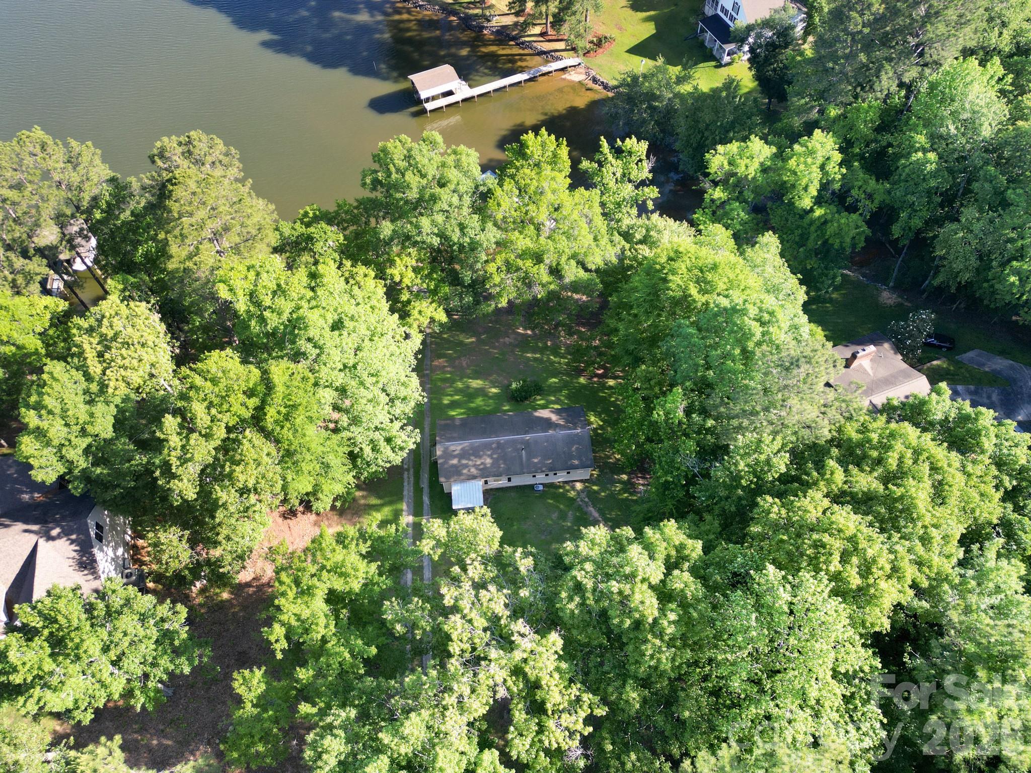 2208 Singleton Creek Road Property Photo 2