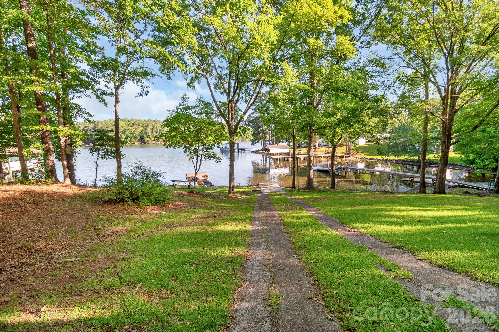 2208 Singleton Creek Road Property Photo 4